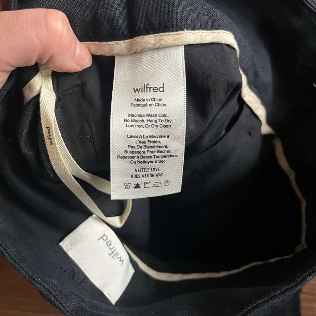 Aritzia Aritzia Wilfred High Waisted Belted Dressy Shorts Size 24" / US 00 / IT 34 - 6 Thumbnail