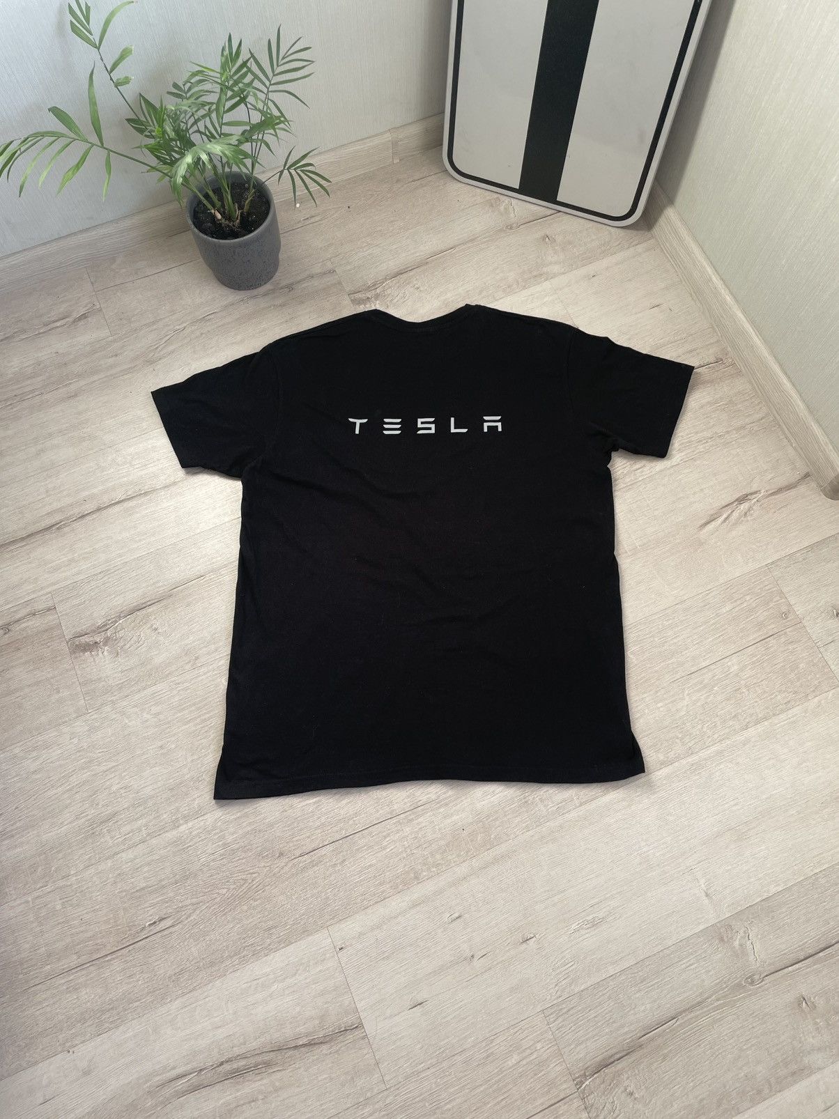 Other Rare Tesla T-shirt With Minimalistic Big Logo Y2k Hypebeast Size US XL / EU 56 / 4 - 7 Thumbnail