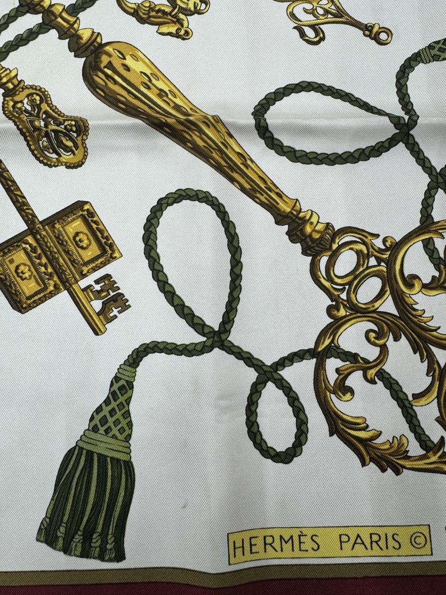Hermes Hermes silk scarf keys les cles . Rare ,90s vintage Size ONE SIZE - 4 Thumbnail