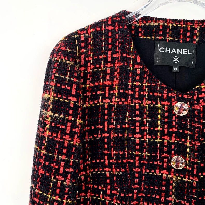 Chanel Red and Black Knit Jacket -2505