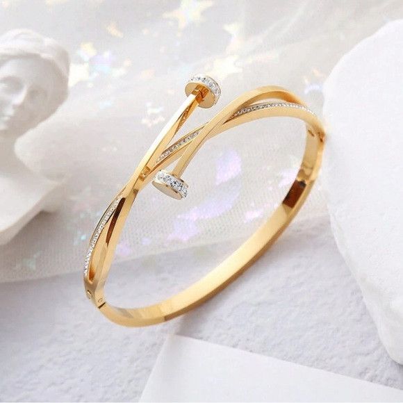 Other Unique Gold Nail Pattern Rhinestone Stainless Steel Bracelet Size ONE SIZE - 2 Thumbnail