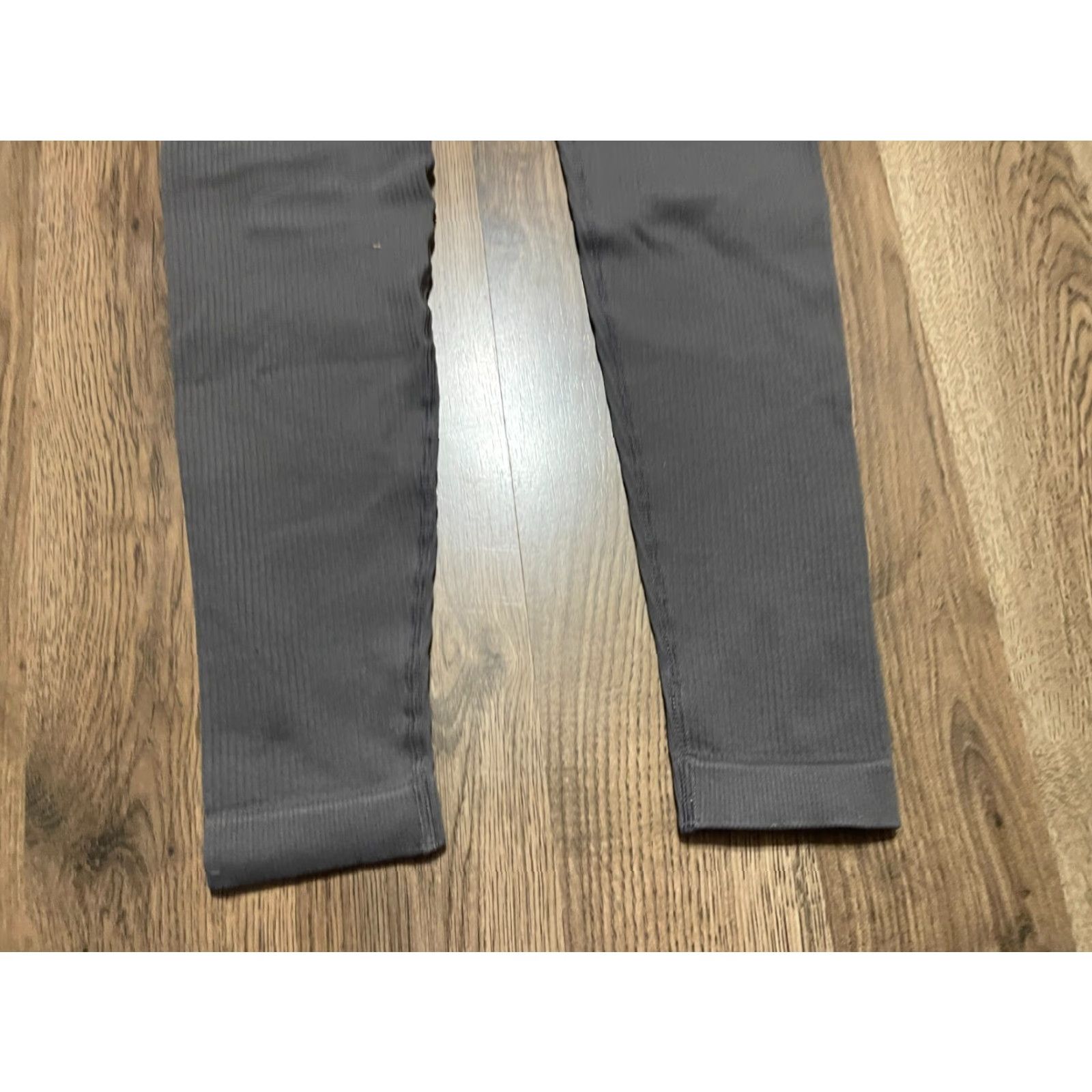 Vintage Pants, Leggings, Women's Small Gray Pull on Size 28" / US 6 / IT 42 - 4 Thumbnail