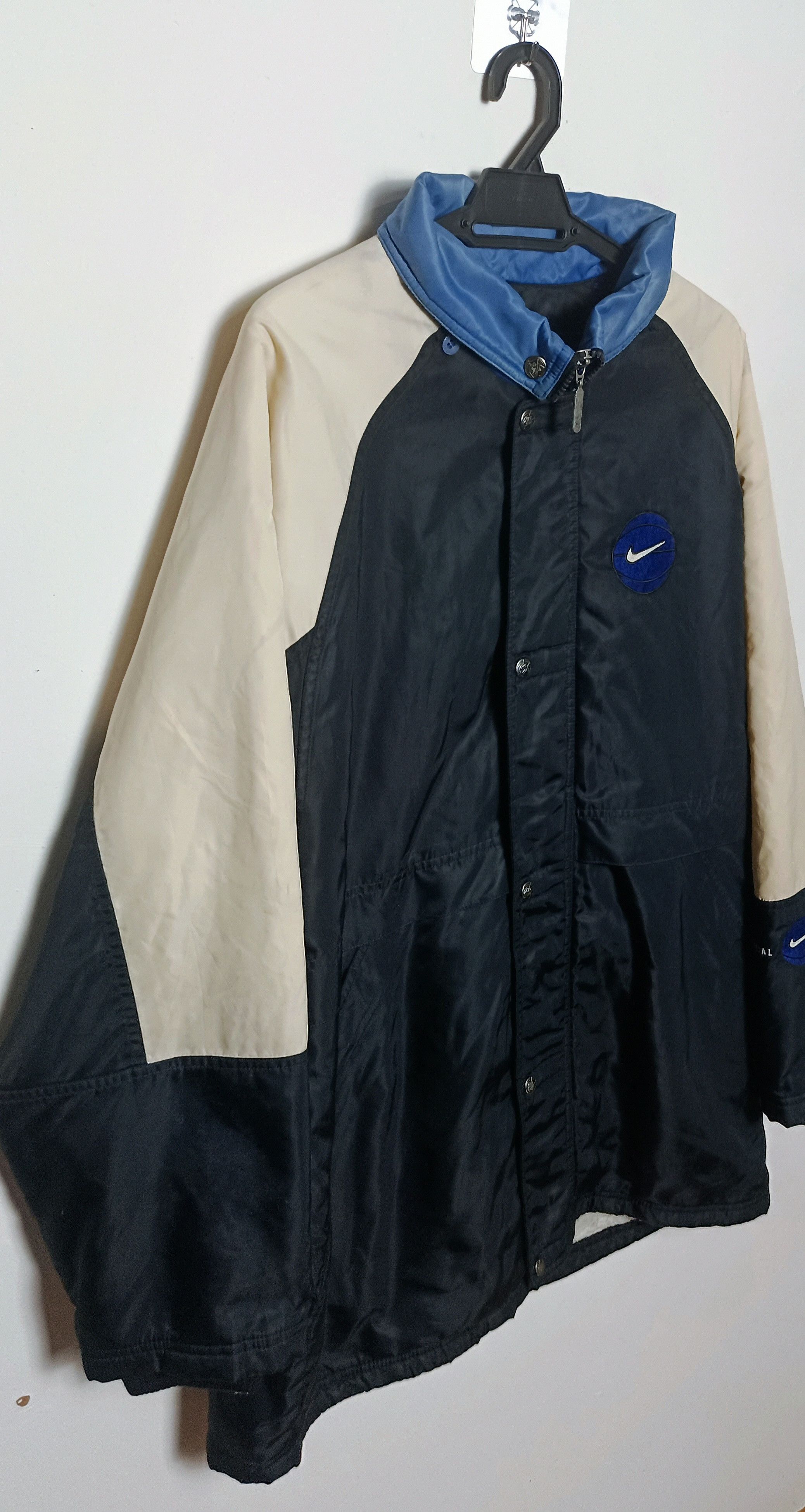 Nike VINTAGE 90s 🔥🔥Nike Basketball Embroidered Center Logo Size US XXL / EU 58 / 5 - 2 Thumbnail