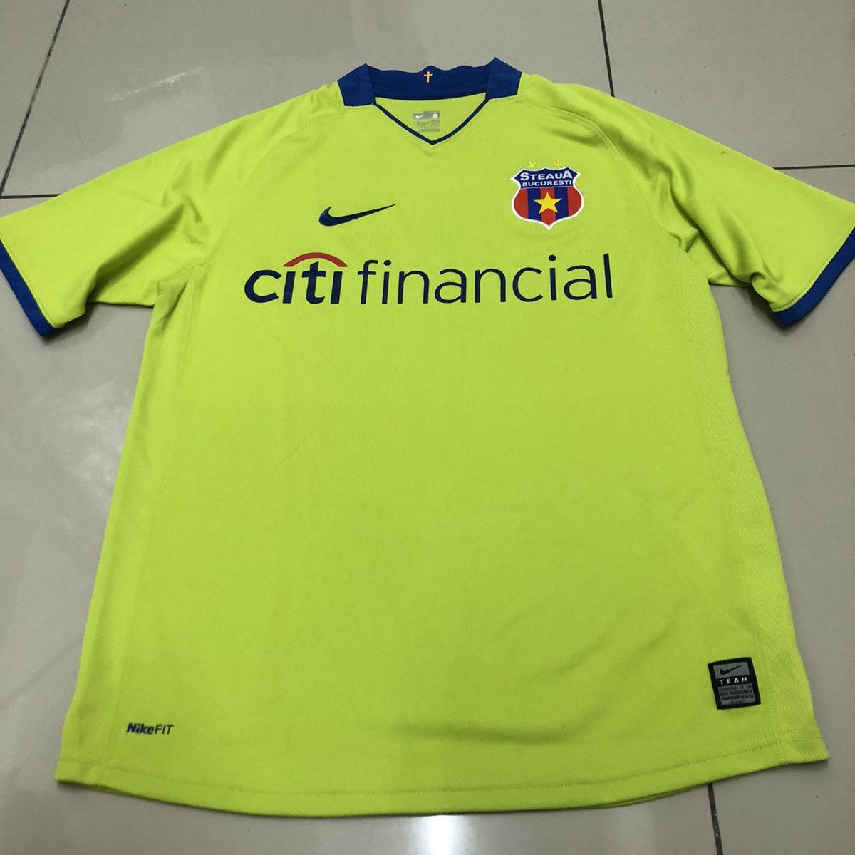 Nike Steaua Bucurest 08/09 away shirt Size US S / EU 44-46 / 1 - 1 Thumbnail