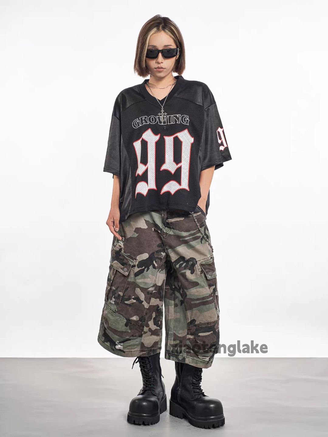 Designer Unisex outdoor utility loose baggy hiphop camo short Size US 28 / EU 44 - 2 Thumbnail