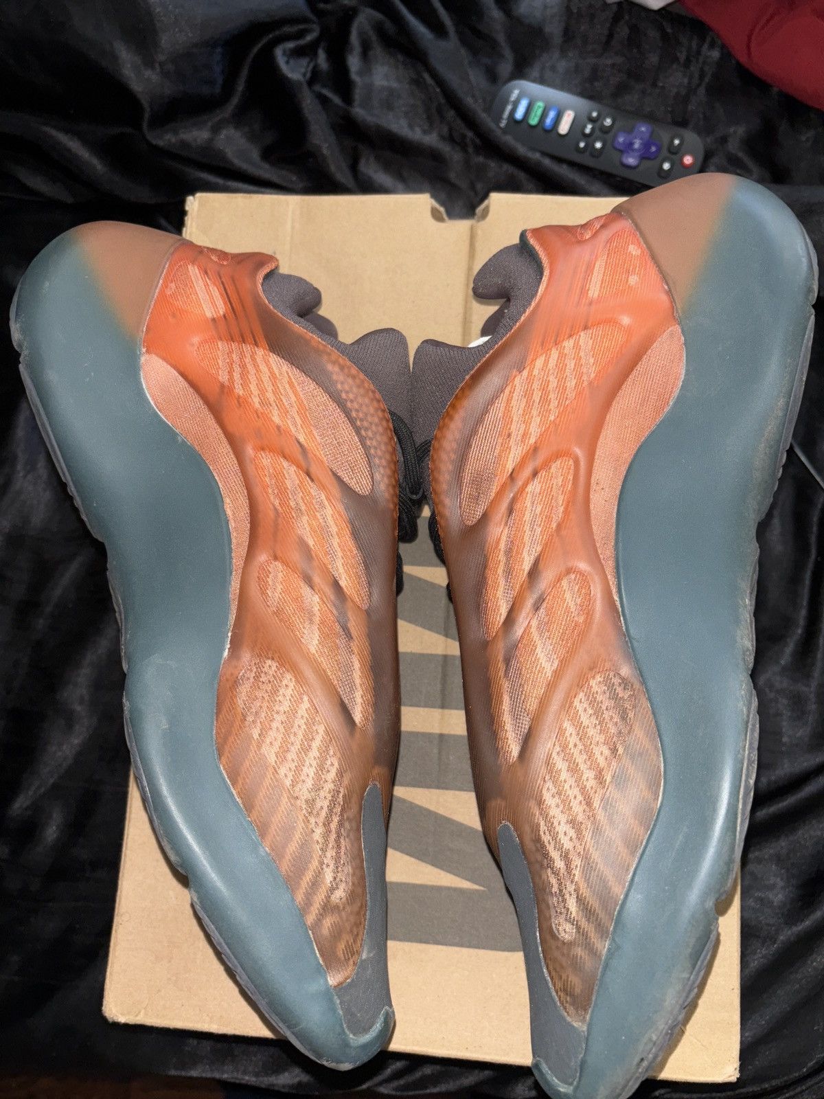 Yeezy Yeezy 700 V3 Size US 13 / EU 46 - 6 Thumbnail