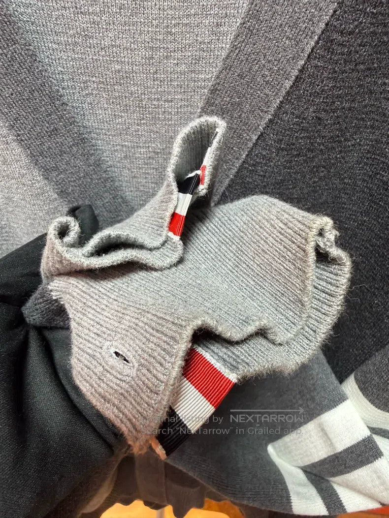 Thom Browne Thom Browne V-neck top Size US XL / EU 56 / 4 - 6 Thumbnail