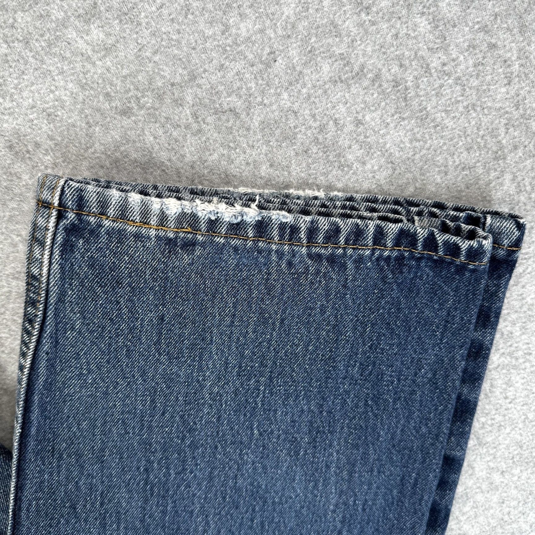 Levi's Levis 505 Jeans Mens 38x32 Blue Straight Regular Fit Medium Wash Denim Pants Size US 38 / EU 54 - 3 Thumbnail