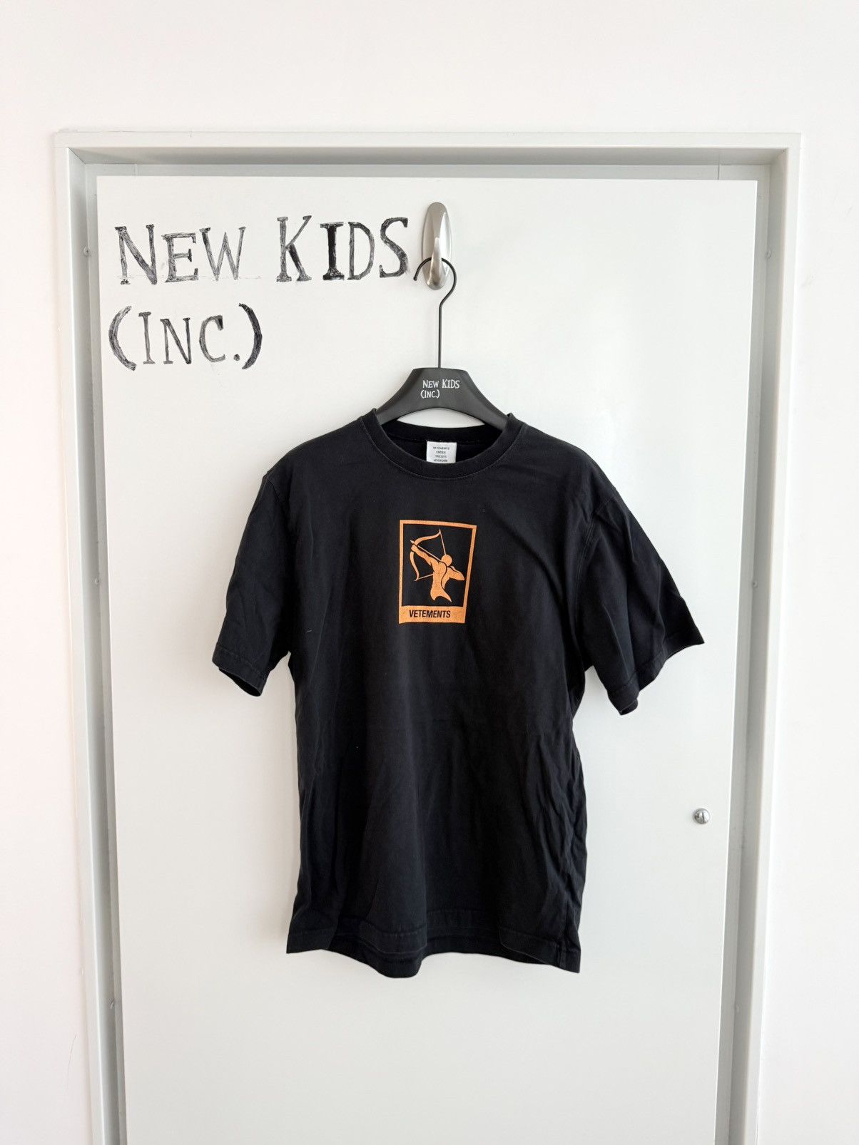 Vetements Vetements Sagittarius T Shirt Size US L / EU 52-54 / 3 - 1 Thumbnail