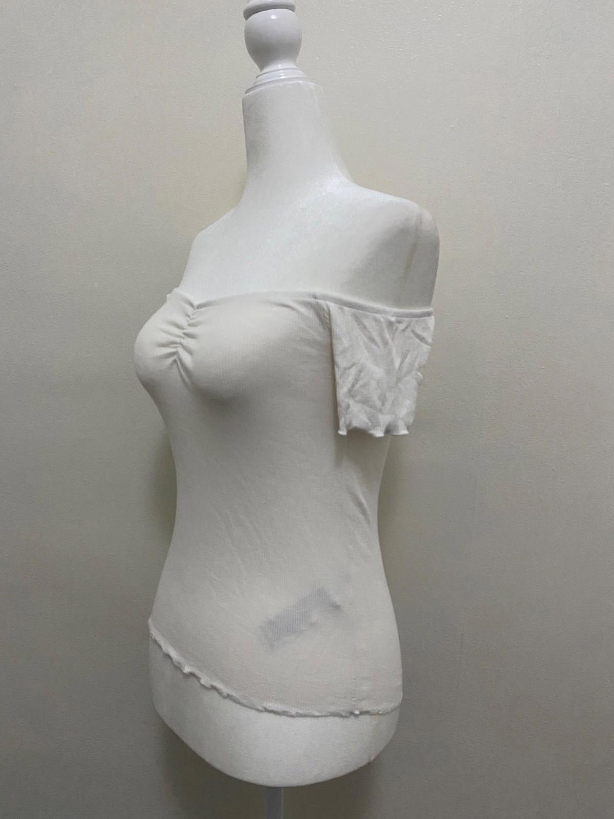 Other STRADIVARIUS Off-Shoulder Knit Sweetheart Top (MEDIUM) Size M / US 6-8 / IT 42-44 - 3 Thumbnail
