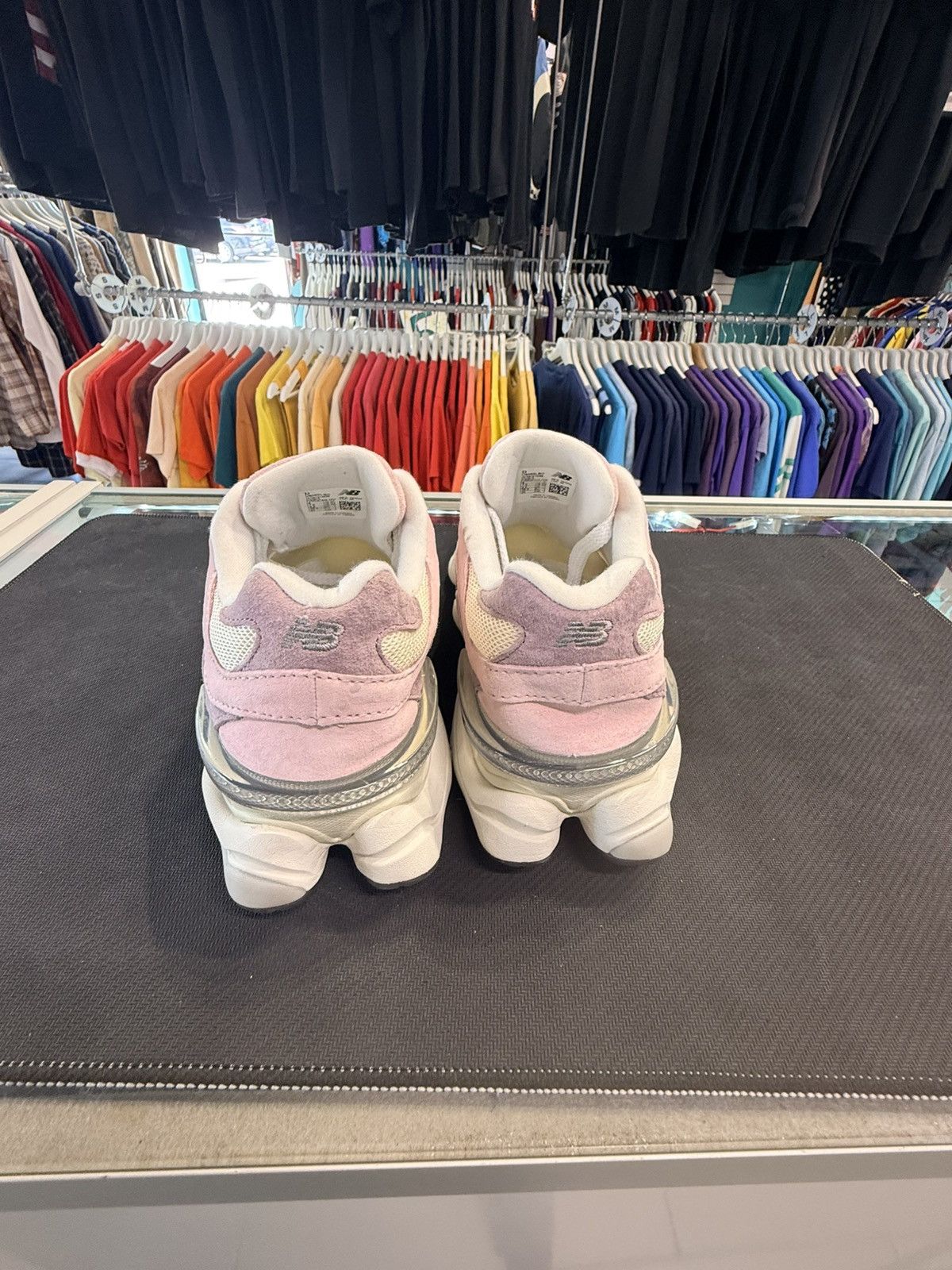 New Balance New Balance 9060 Rose Sugar Angora Ice Wine Sneakers Size US 6 / EU 39 - 4 Thumbnail