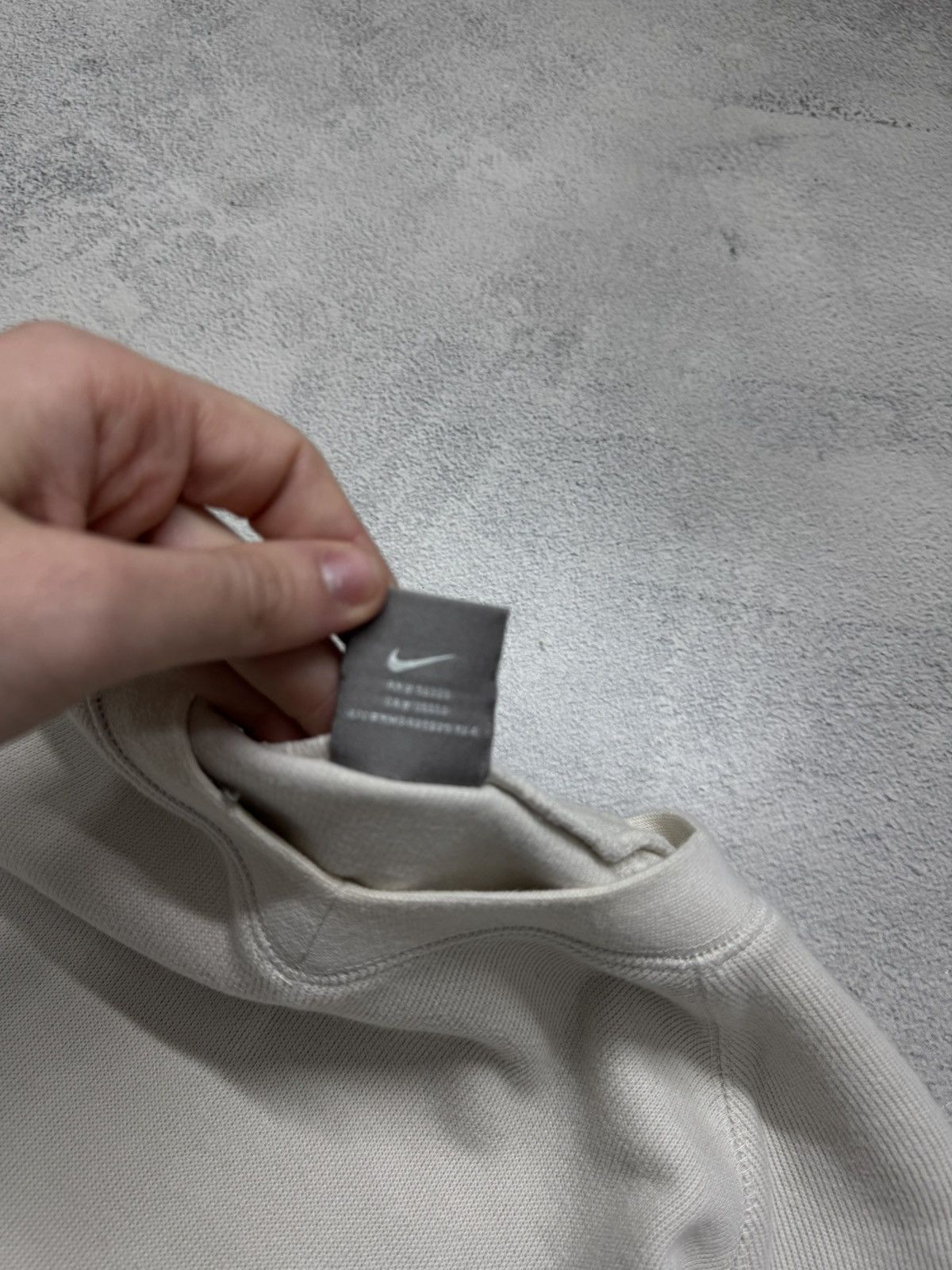 Nike Vintage Y2k Nike Mini Swoosh Sweatshirt 90’s Size US XL / EU 56 / 4 - 9 Thumbnail