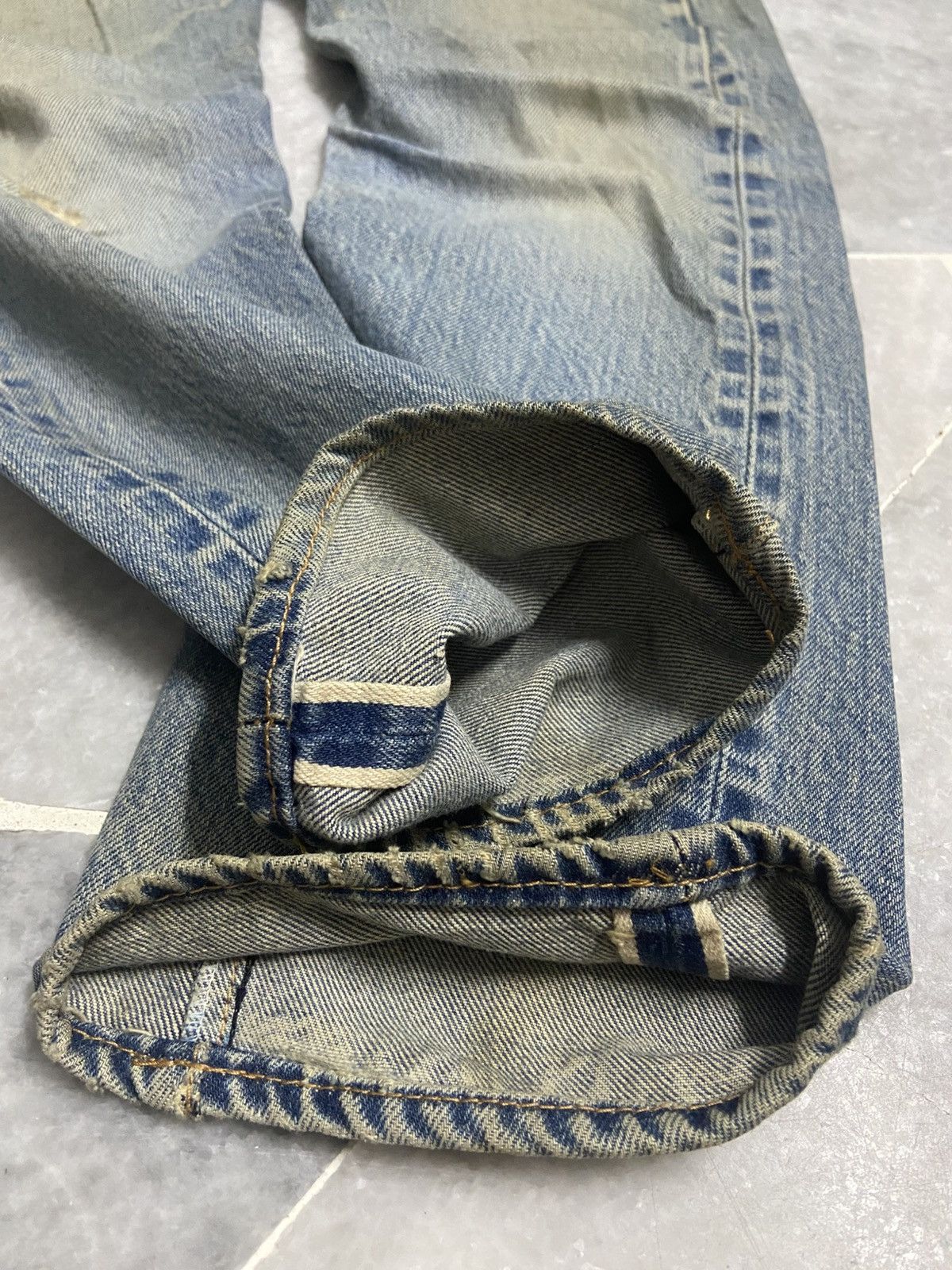 Levi's Vintage 70s Levis 501 Redline Selvedge Jeans button 6 Size US 28 / EU 44 - 2 Thumbnail
