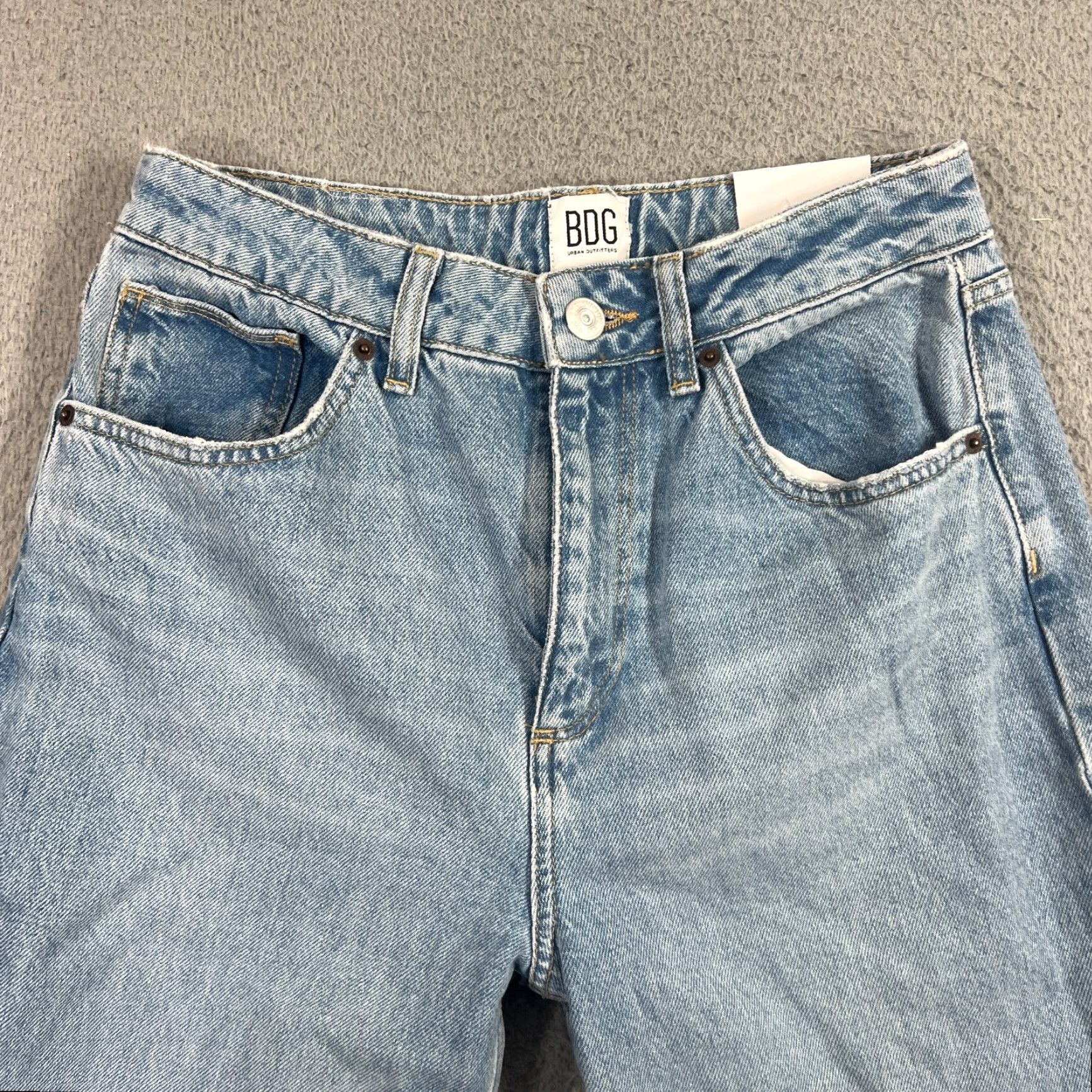 Urban Outfitters URBAN OUTFITTERS BDG Jeans Womens High Waisted Tapered Leg Light Wash 29x32 Blue Size 29" - 2 Thumbnail