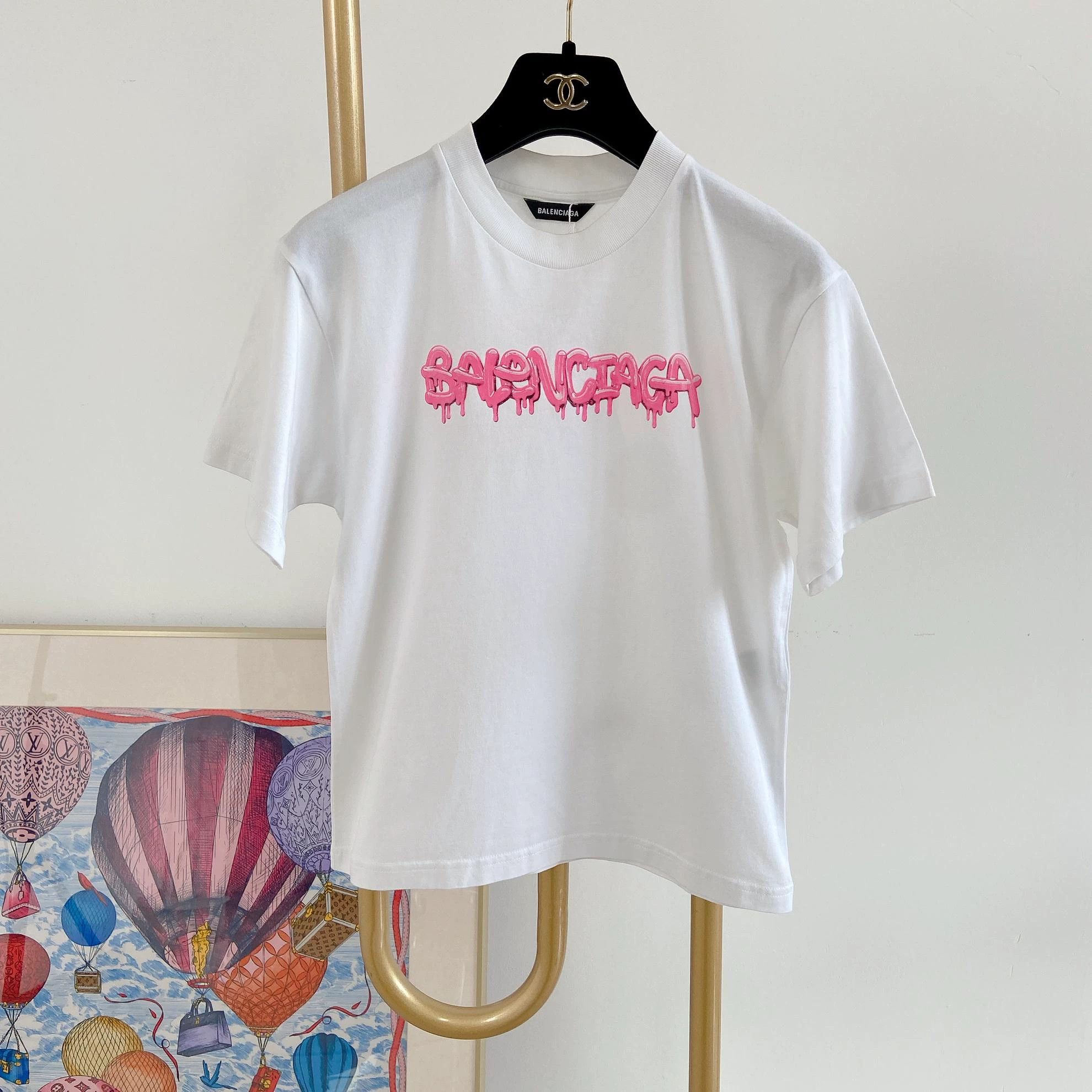 Balenciaga Balenciaga Graffiti Letter Print Tee 10Y Size XXS / US 00 / IT 34 - 1 Thumbnail