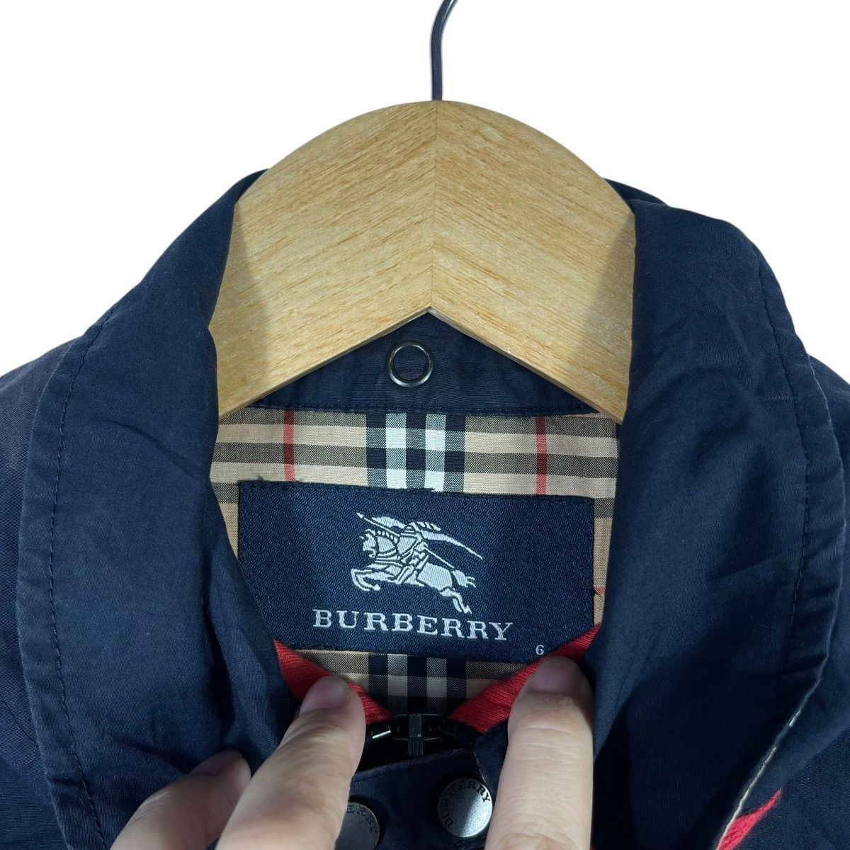 Burberry Vintage Burberry Kids Hooded Jacket Nova Check Navy Zip Up Size US XXS / EU 40 - 3 Thumbnail
