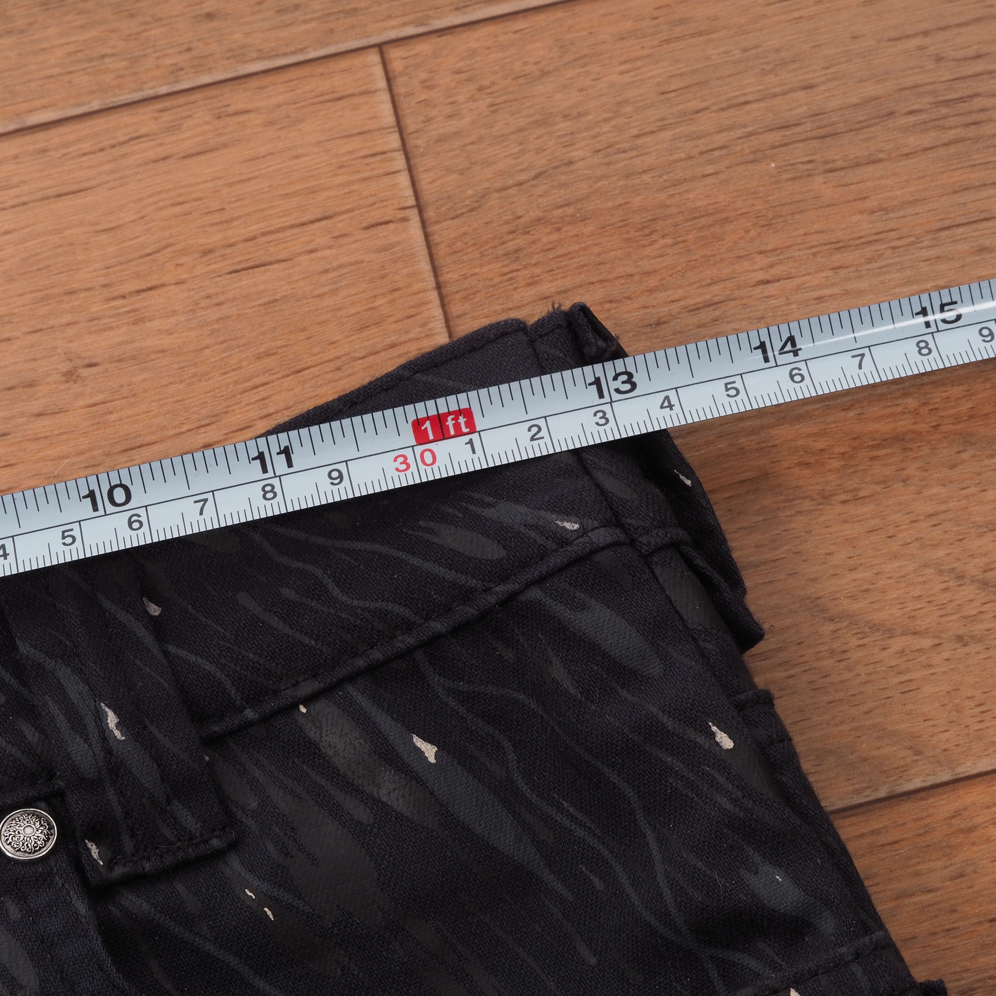 Versace × Vintage Versace Vintage Women's Painted Cropped Jeans Pants Size 28" / US 6 / IT 42 - 7 Thumbnail