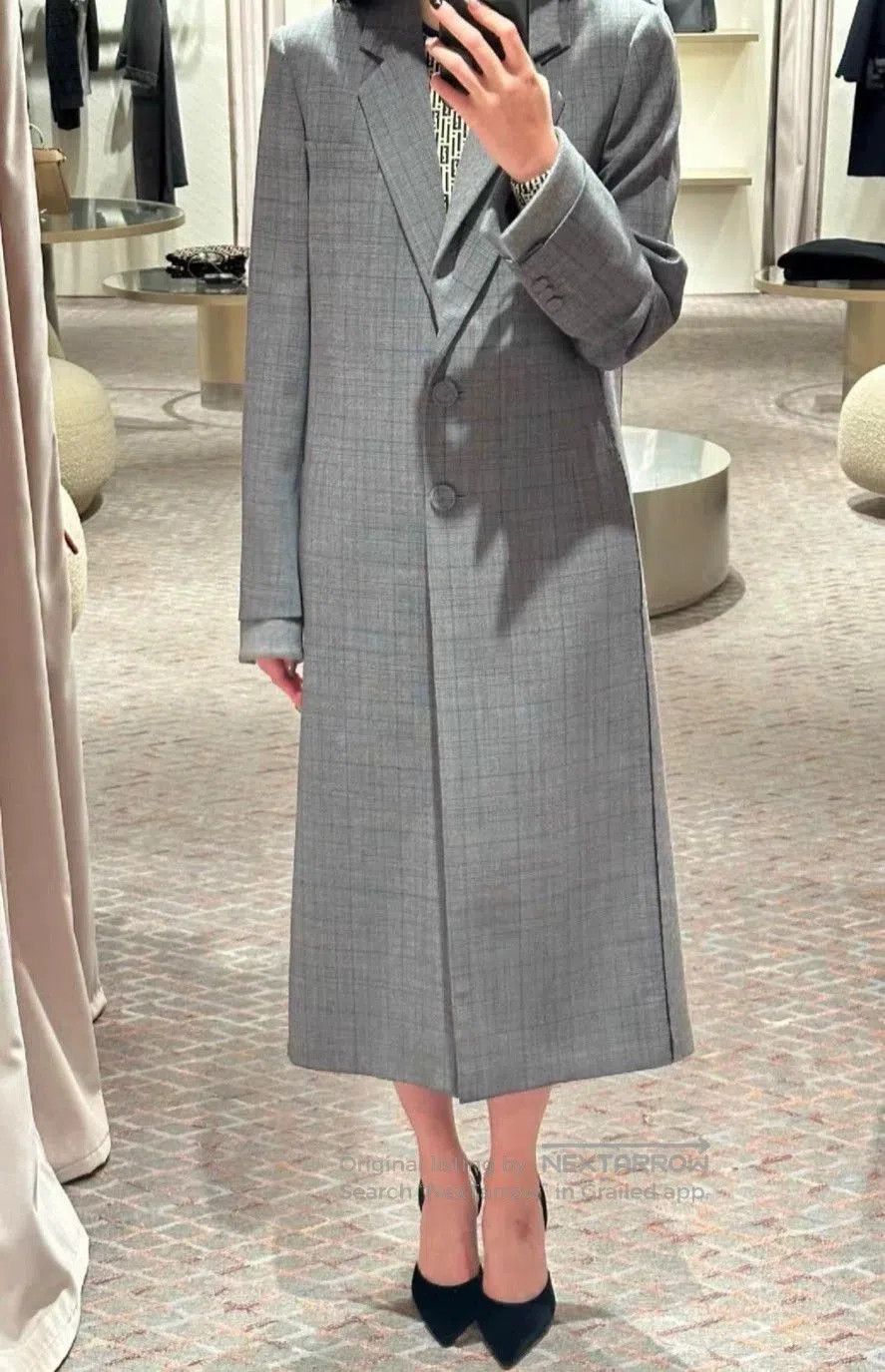Fendi gray long wool coat with unique collar. Size US M / EU 48-50 / 2 - 1 Thumbnail