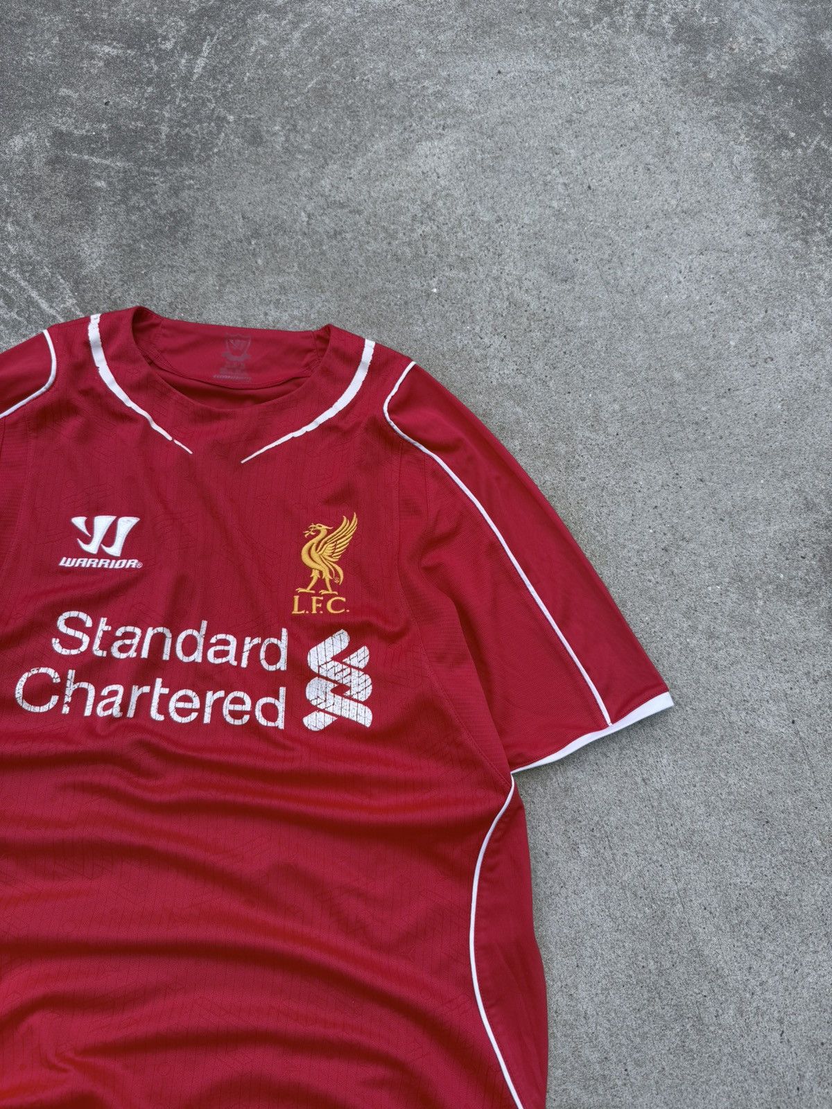 Other Vintage FC Liverpool sportswear / streetwear jersey Size US M / EU 48-50 / 2 - 7 Thumbnail