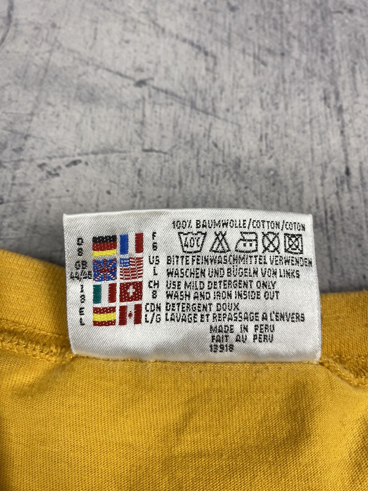 Adidas Vintage 90s Adidas Equipment big logo Tee Size US L / EU 52-54 / 3 - 11 Thumbnail