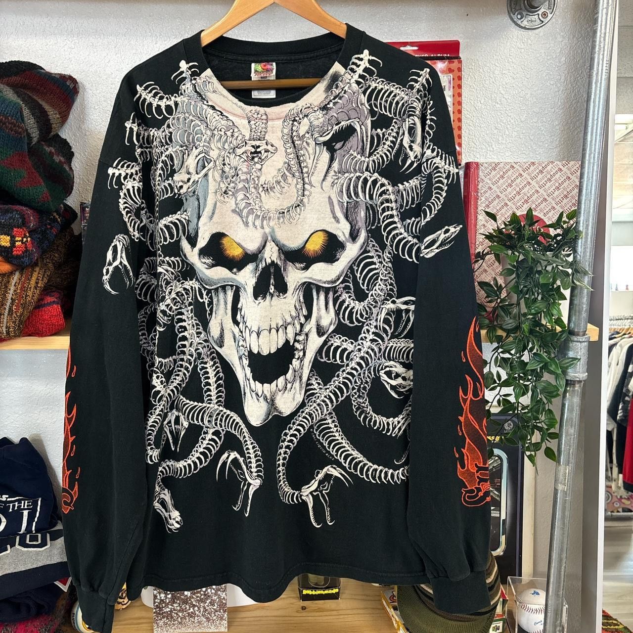 Vintage Vintage Liquid Blue Medusa Longsleeve Size US XXL / EU 58 / 5 - 2 Thumbnail