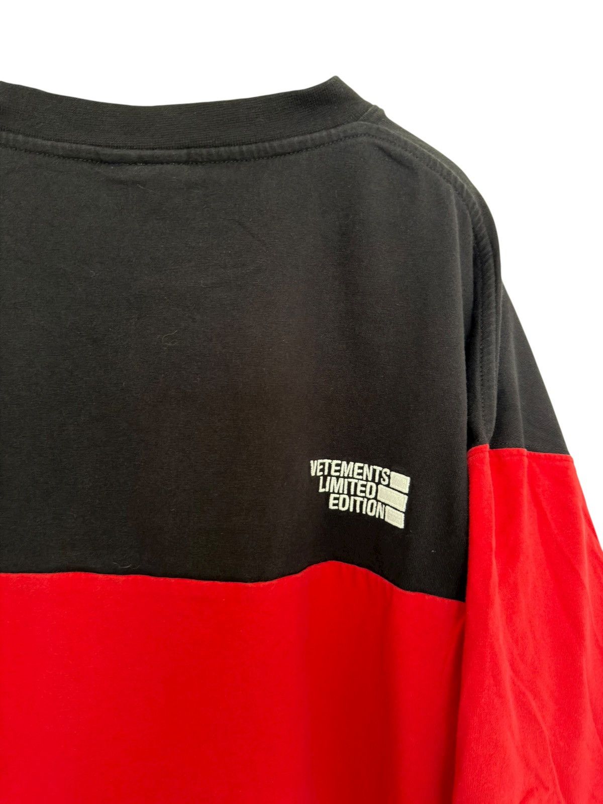 Vetements *RARE* VETEMENTS LIMITED EDITION TEE NORTH FACE PARODY Size US M / EU 48-50 / 2 - 12 Thumbnail