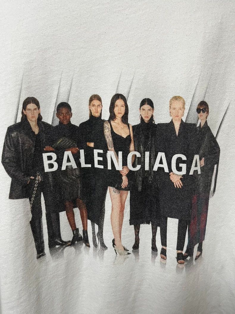 Balenciaga Balenciaga White portrait band short sleeve Size US XS / EU 42 / 0 - 3 Thumbnail
