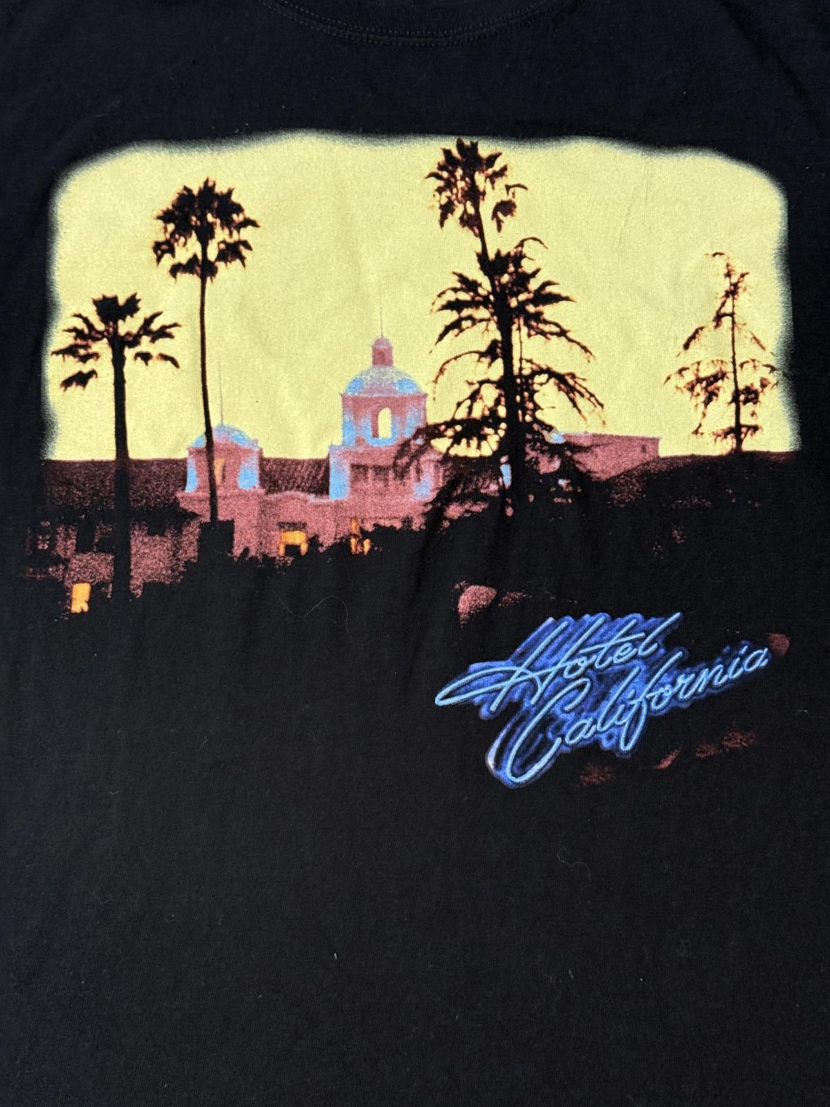 Anvil Eagles Hotel California T-shirt Eagles Tour 2014 Tee 2 Sided Size US M / EU 48-50 / 2 - 4 Thumbnail