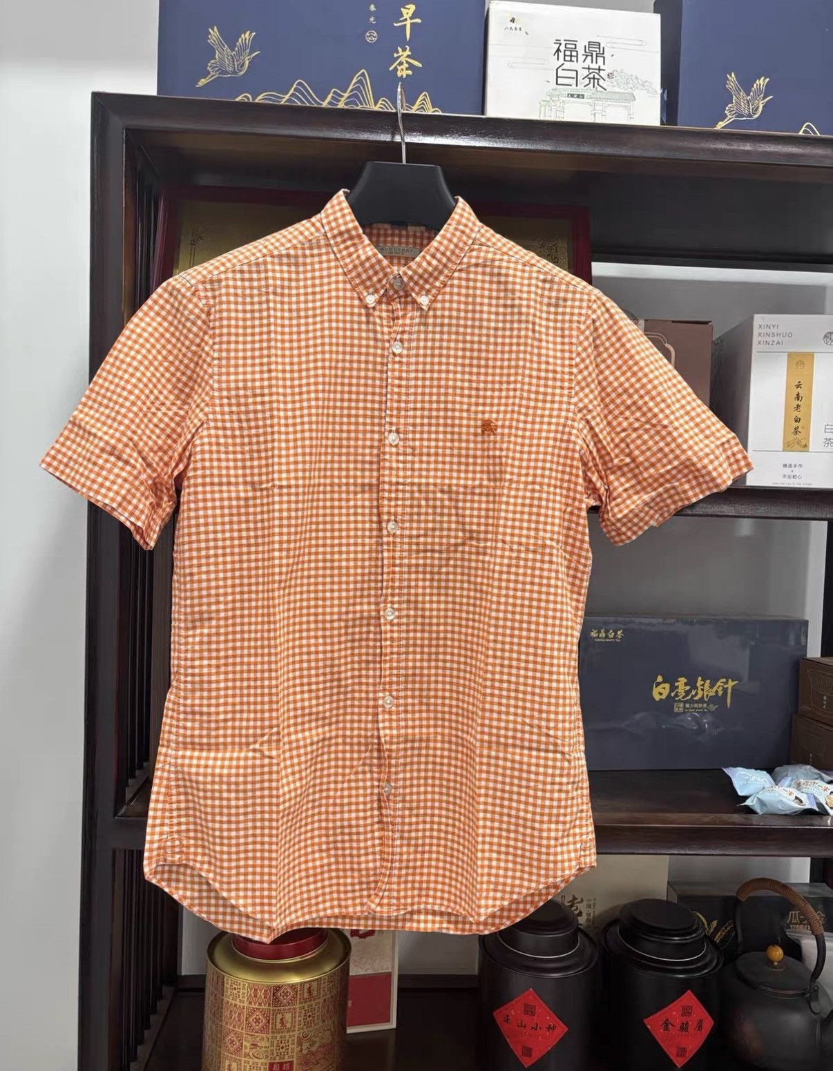 Burberry Burberry Men's Short Sleeve Shirt J2 Size US M / EU 48-50 / 2 - 1 Thumbnail