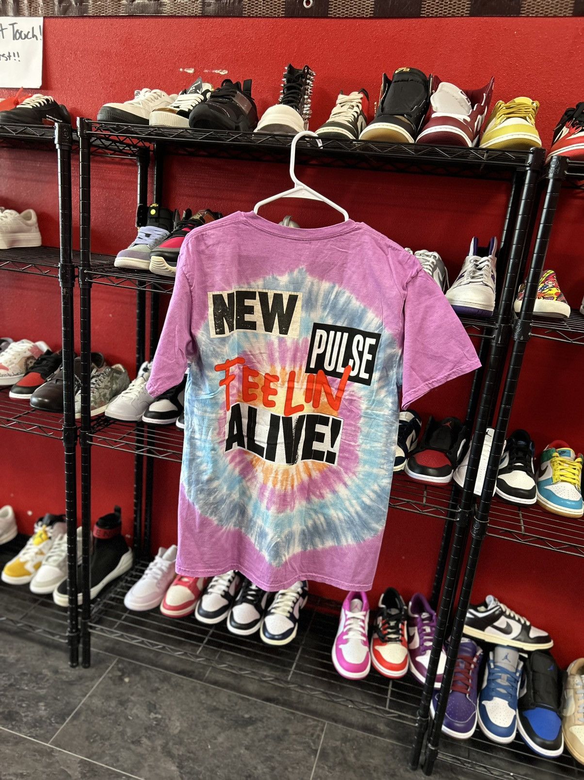 Travis Scott Travis Scott tye dye tee Size US L / EU 52-54 / 3 - 2 Thumbnail