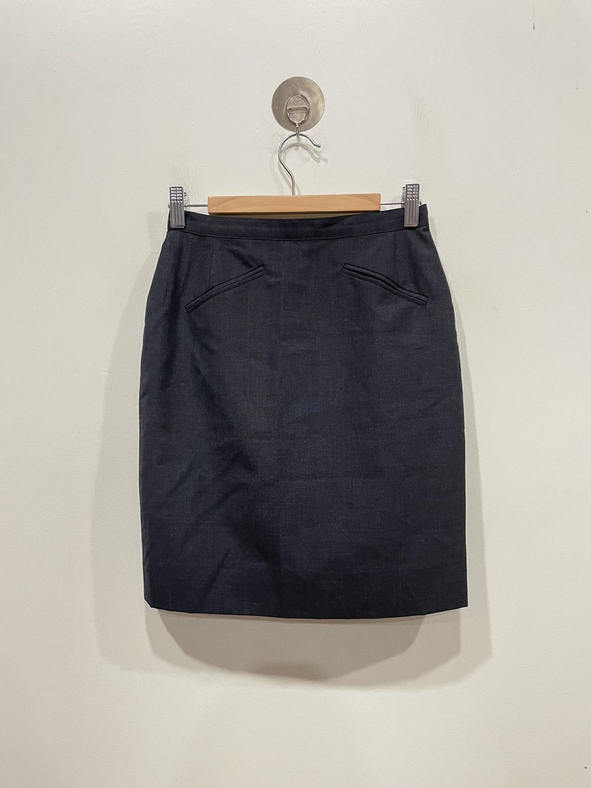 agnes b. Agnes B. Black Midi Skirt Size 25" / US 0 / IT 36 - 1 Thumbnail