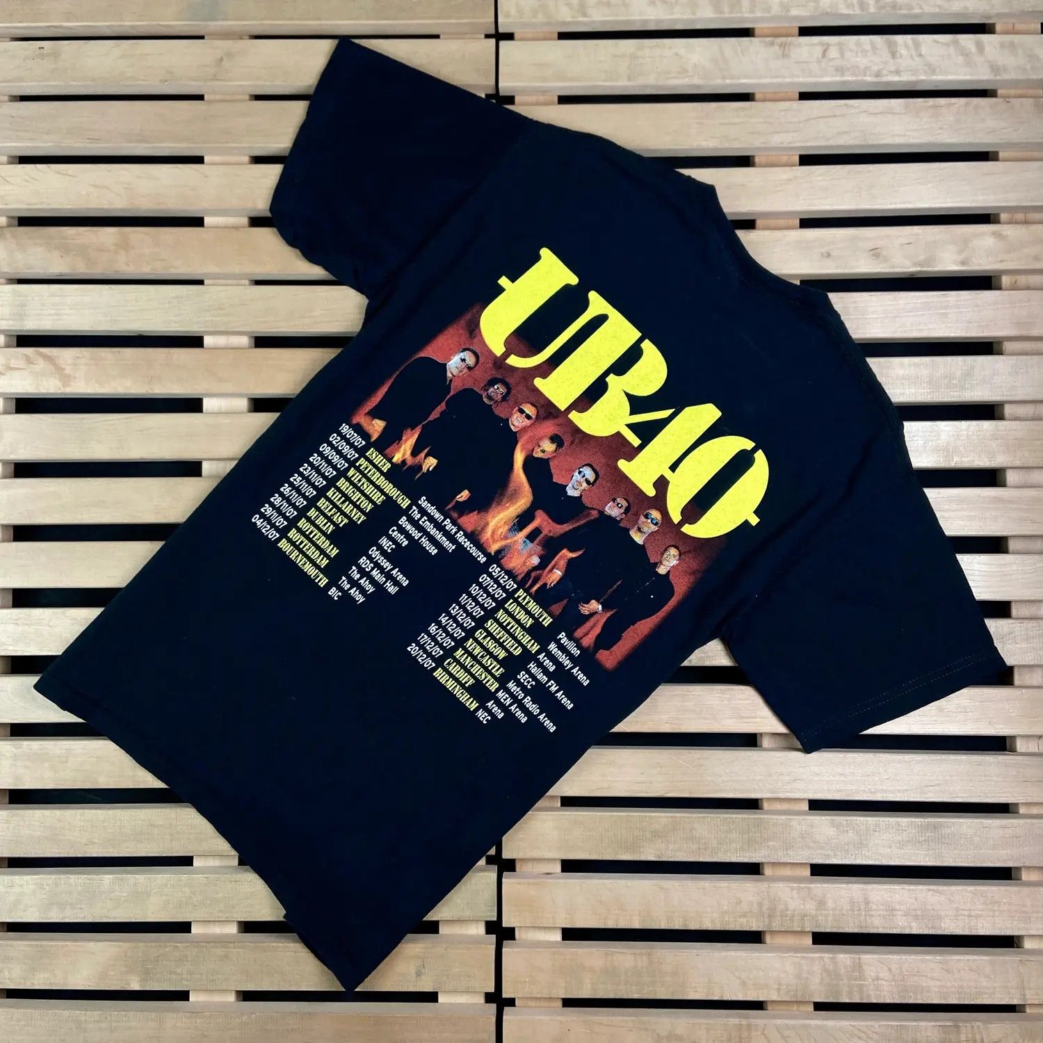 Band Tees × Vintage Mens Vintage T Shirt UB40 European Tour 2007 Size M Size US M / EU 48-50 / 2 - 6 Thumbnail