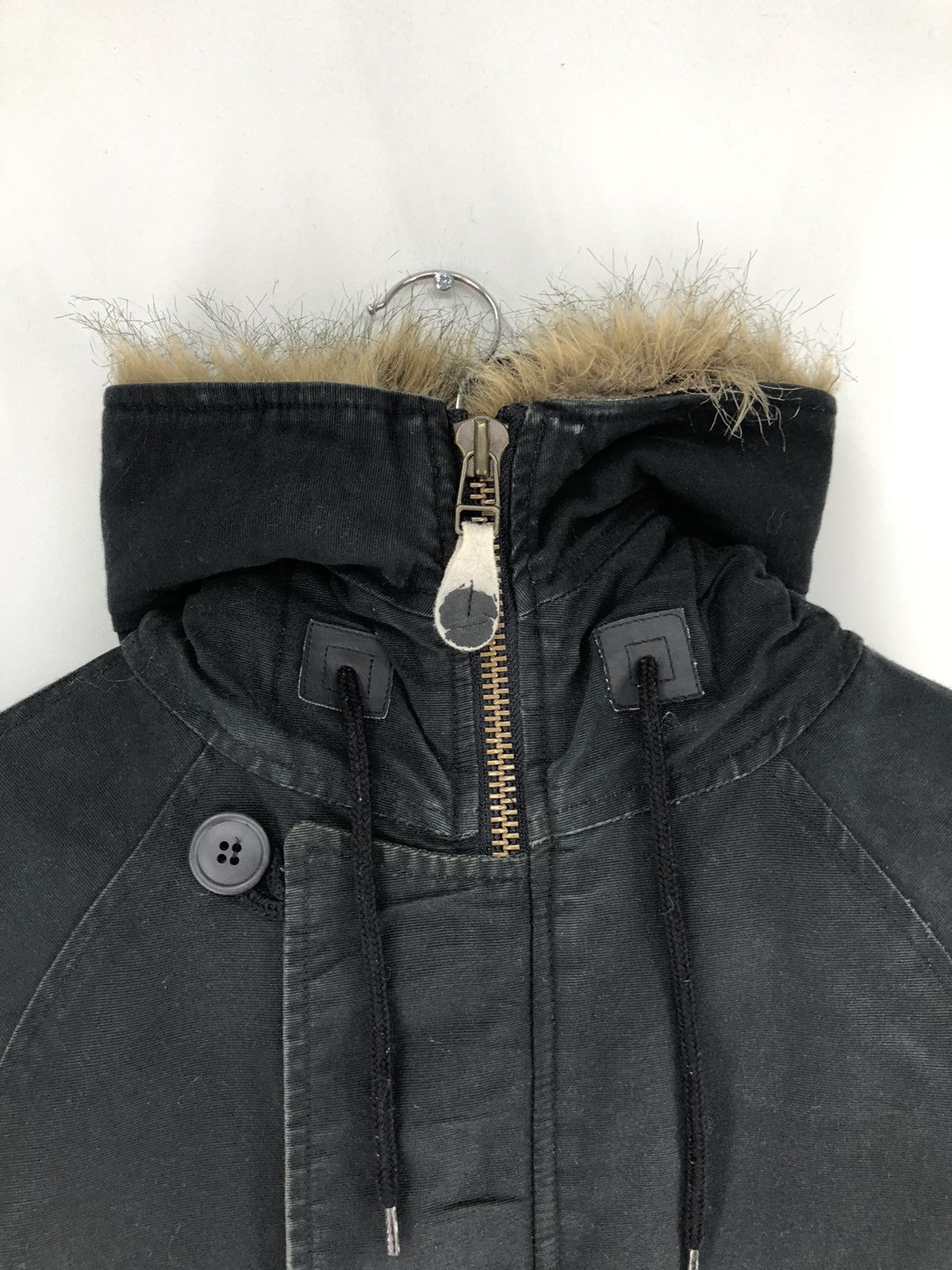 Avirex Vintage Avirex Extreme Cold Weather Distressed Bomber Jacket Size US S / EU 44-46 / 1 - 10 Thumbnail