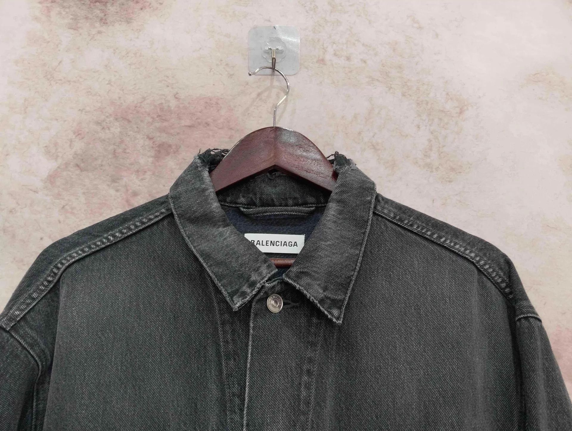 Balenciaga Balenciaga Washed Denim Jacket 34 Size XXS / US 00 / IT 34 - 6 Thumbnail