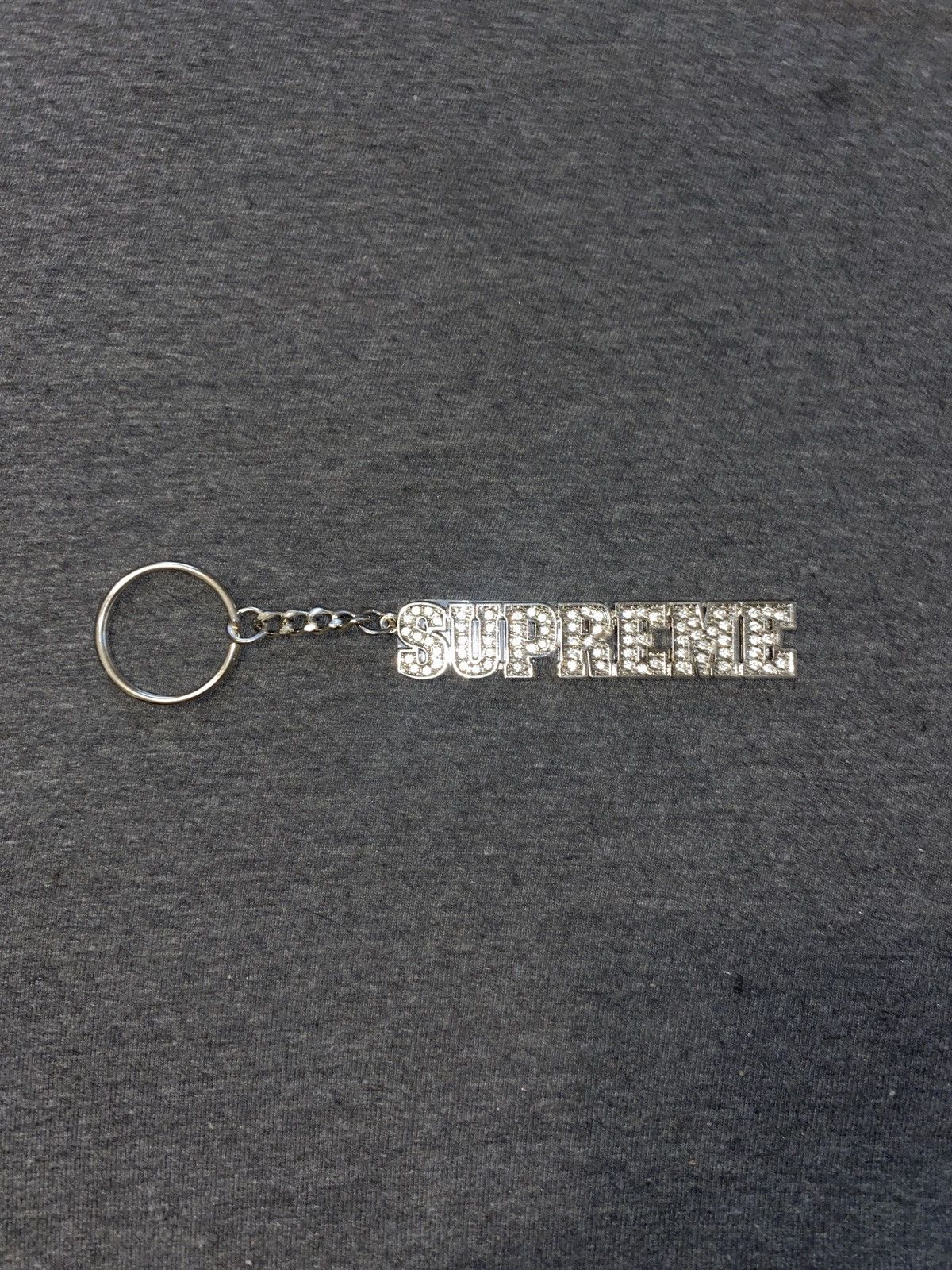 Supreme Block Logo Keychain Size ONE SIZE - 2 Thumbnail