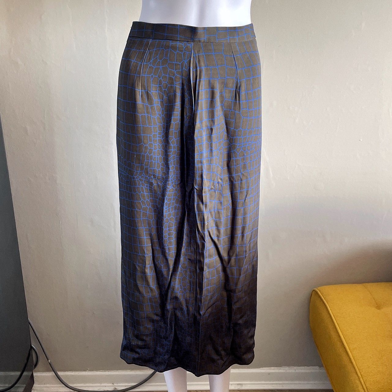 Christopher Kane Christopher Kane Crocodile Print Long Skirt Size 28" / US 6 / IT 42 - 2 Thumbnail