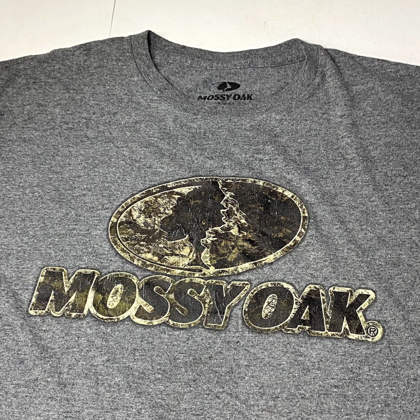 Vintage VINTAGE Mossy Oak Hunting Shirt Men’s M Gray Cotton Short Sleeve Crew Neck Logo Outdoor All Seasons Mens Size US M / EU 48-50 / 2 - 2 Thumbnail