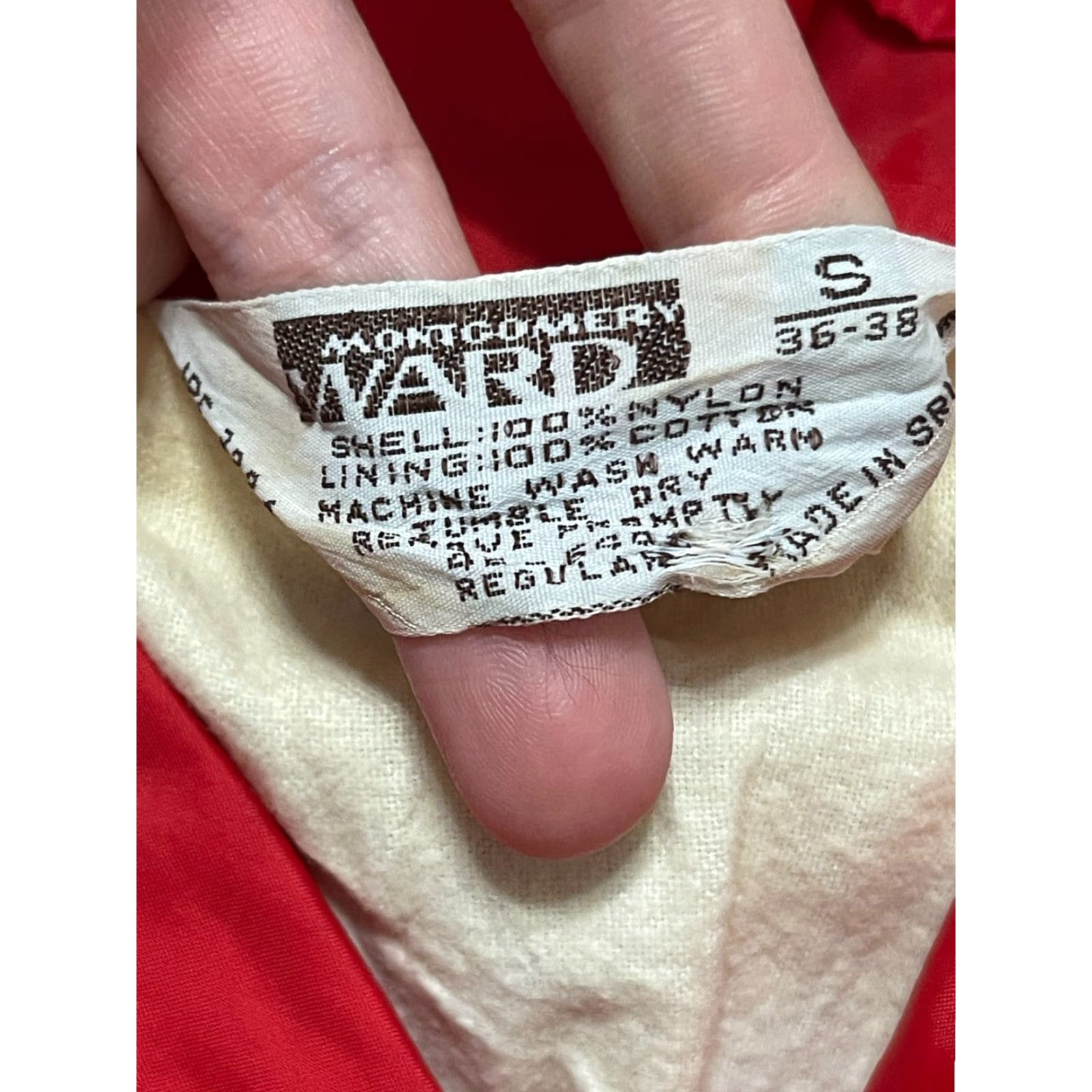 Vintage Montgomery Ward Jacket Men’s Size Small Red Nylon Windbreaker Lined Coat Size US S / EU 44-46 / 1 - 6 Thumbnail