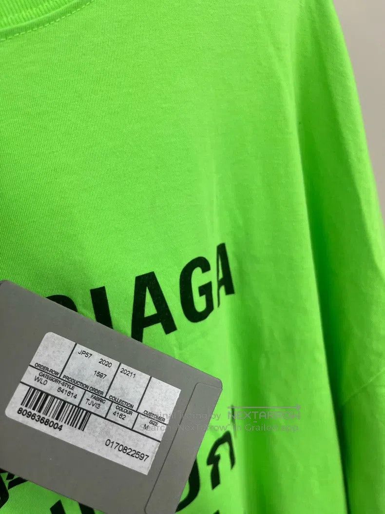 Balenciaga Balenciaga Green Short Sleeve T-Shirt with Multilingual Lo Size US M / EU 48-50 / 2 - 3 Thumbnail
