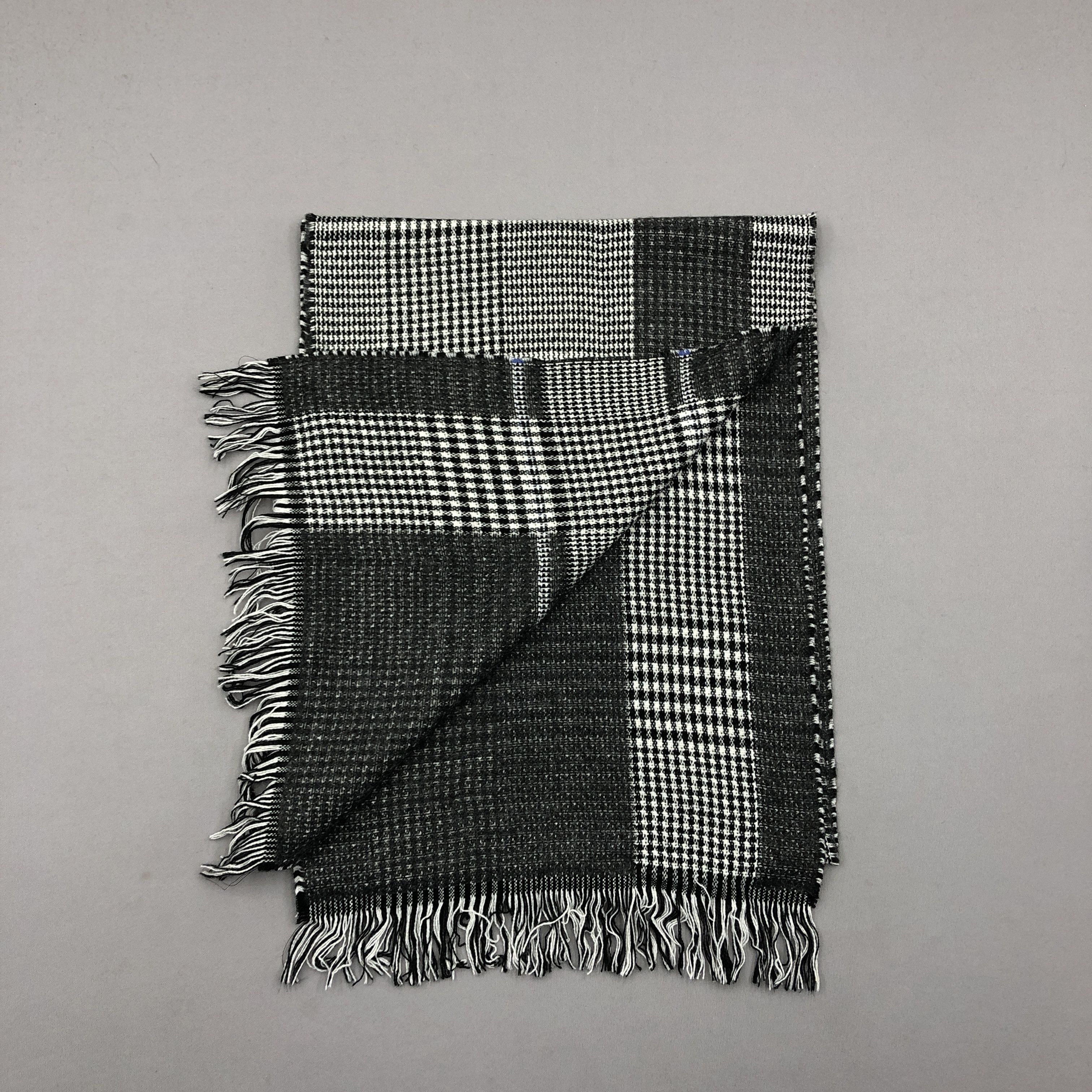 Beams Plus Vintage Beams Scarf Joselise Wool Tartan Plaid Scarves Size ONE SIZE - 3 Thumbnail