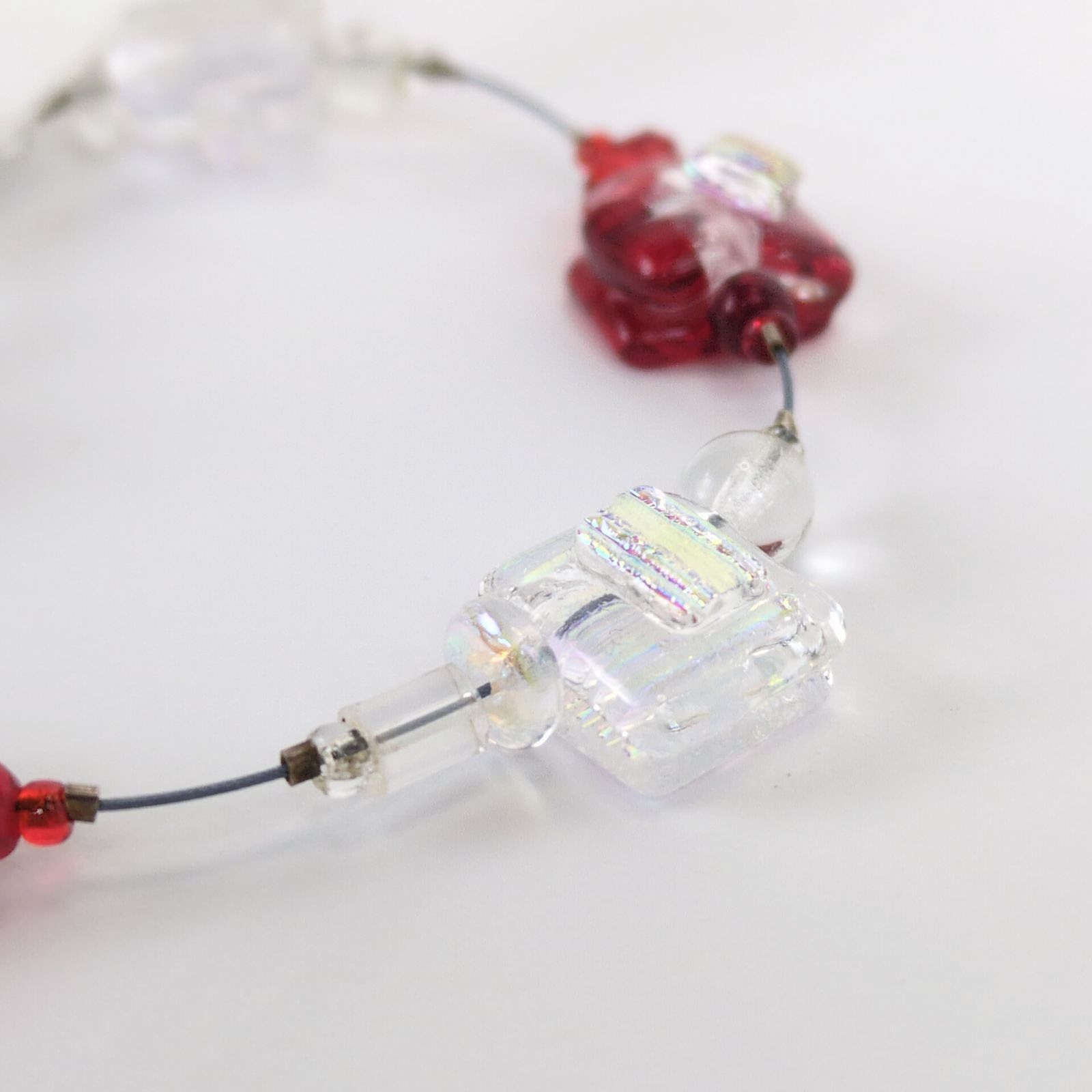 Handmade Prosperity Studio Dichroic White Red Art Glass Bead Bracelet Size ONE SIZE - 8 Thumbnail