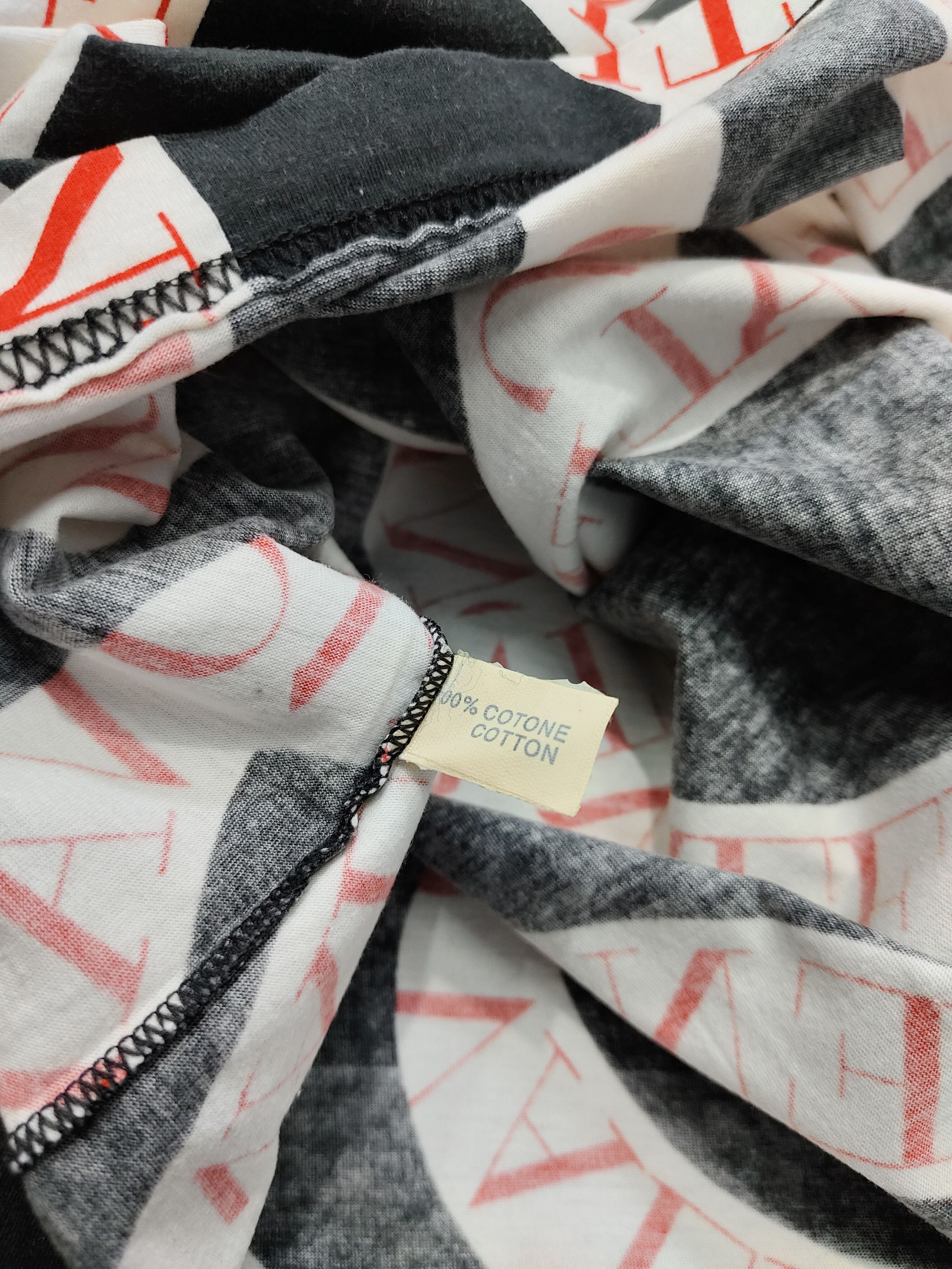 Valentino 2000s Valentino🔥Rare AOP Typography Tshirt Size M / US 6-8 / IT 42-44 - 6 Thumbnail