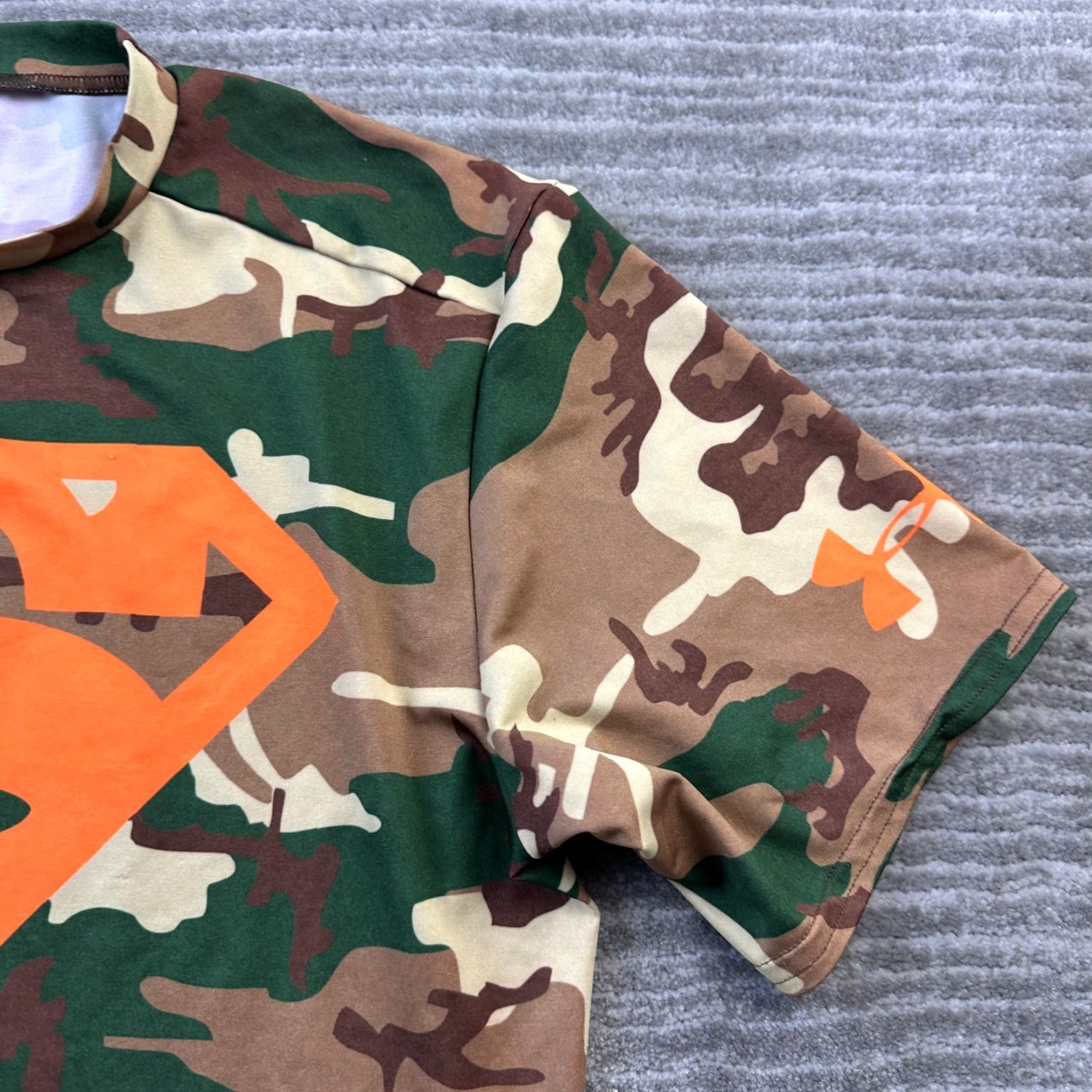 Under Armour Under Armour Shirt Large Camo Superman Compression Superhero Alter Ego Mens Size US L / EU 52-54 / 3 - 5 Thumbnail