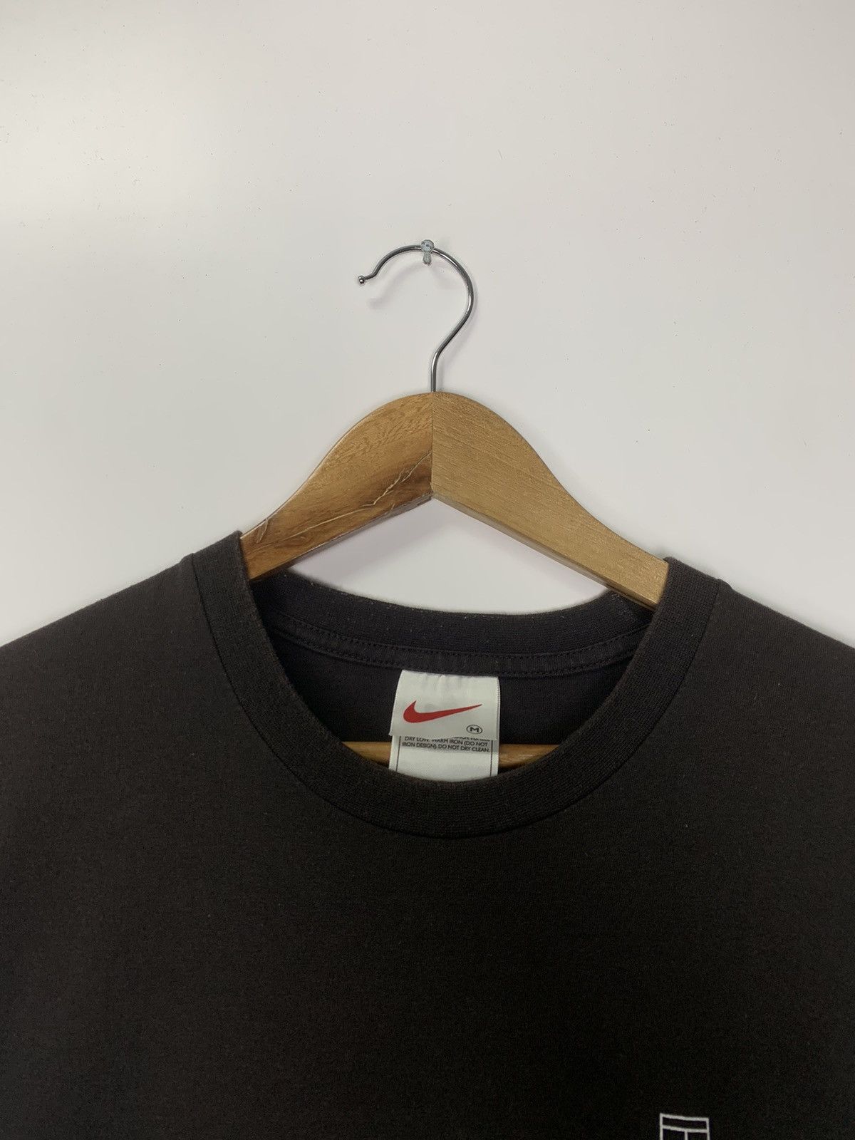 Nike × Vintage Vintage 90s Nike Court T-shirt Size US M / EU 48-50 / 2 - 6 Thumbnail