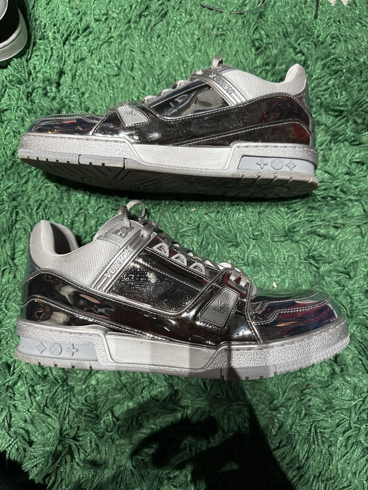 個性的なデザインで大人気♪【Louis Vuitton】スニーカー 112825_G_1735601984389.jpg