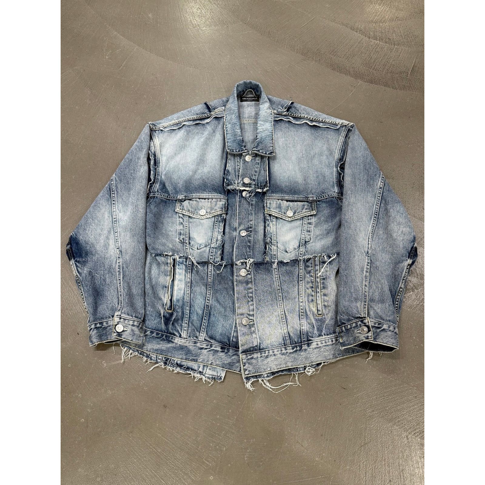 Balenciaga 2021 Balenciaga oversized deconstructed denim jacket Size US M / EU 48-50 / 2 - 2 Thumbnail