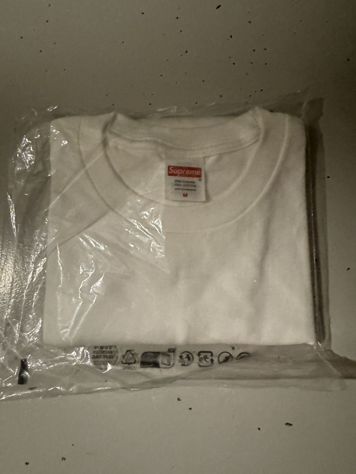 Supreme Supreme Arabic box logo tee Size US M / EU 48-50 / 2 - 1 Thumbnail