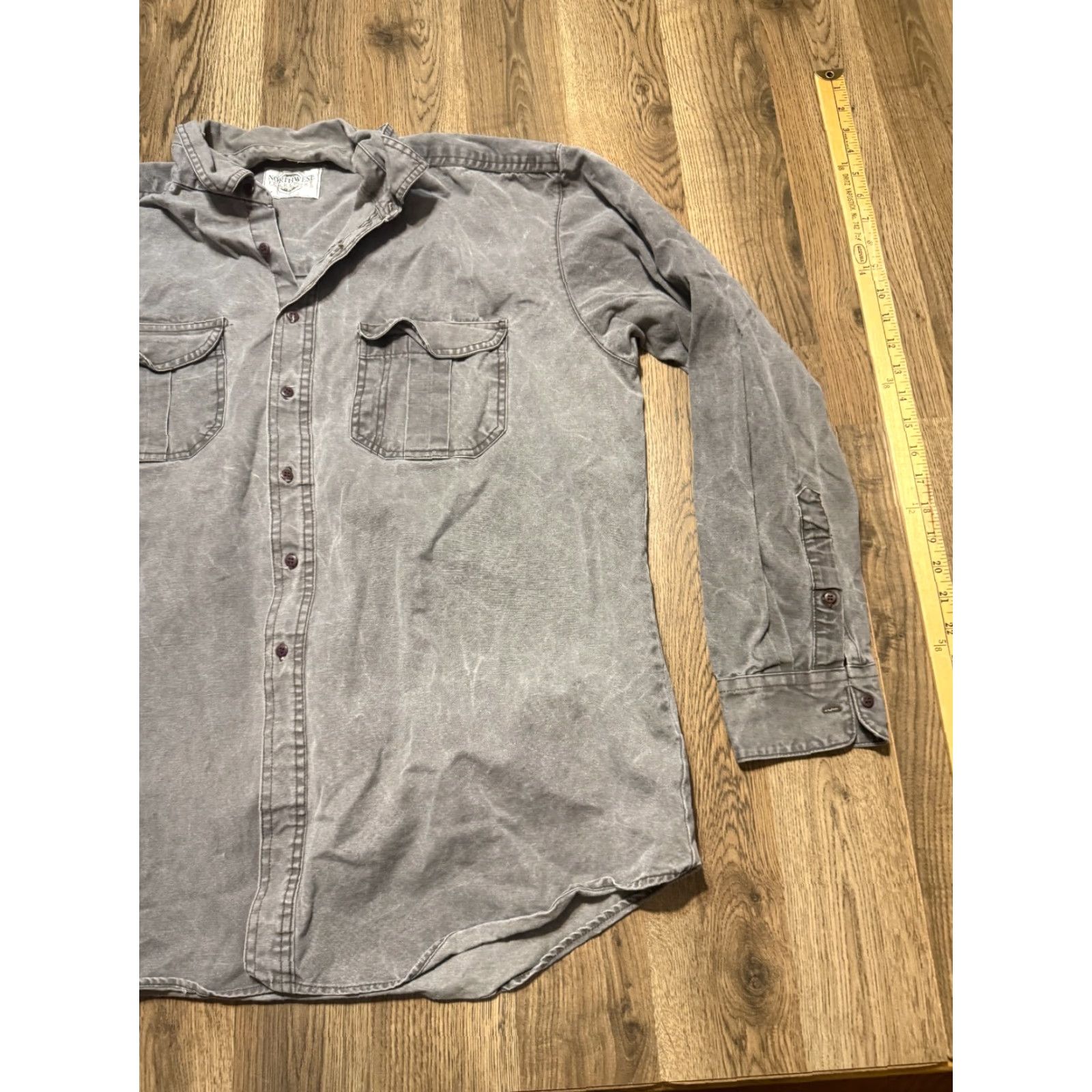 Vintage Northwest Territory Shirt Men’s Small Gray Long Sleeve Button Up Jeans Shirt Size US S / EU 44-46 / 1 - 4 Thumbnail