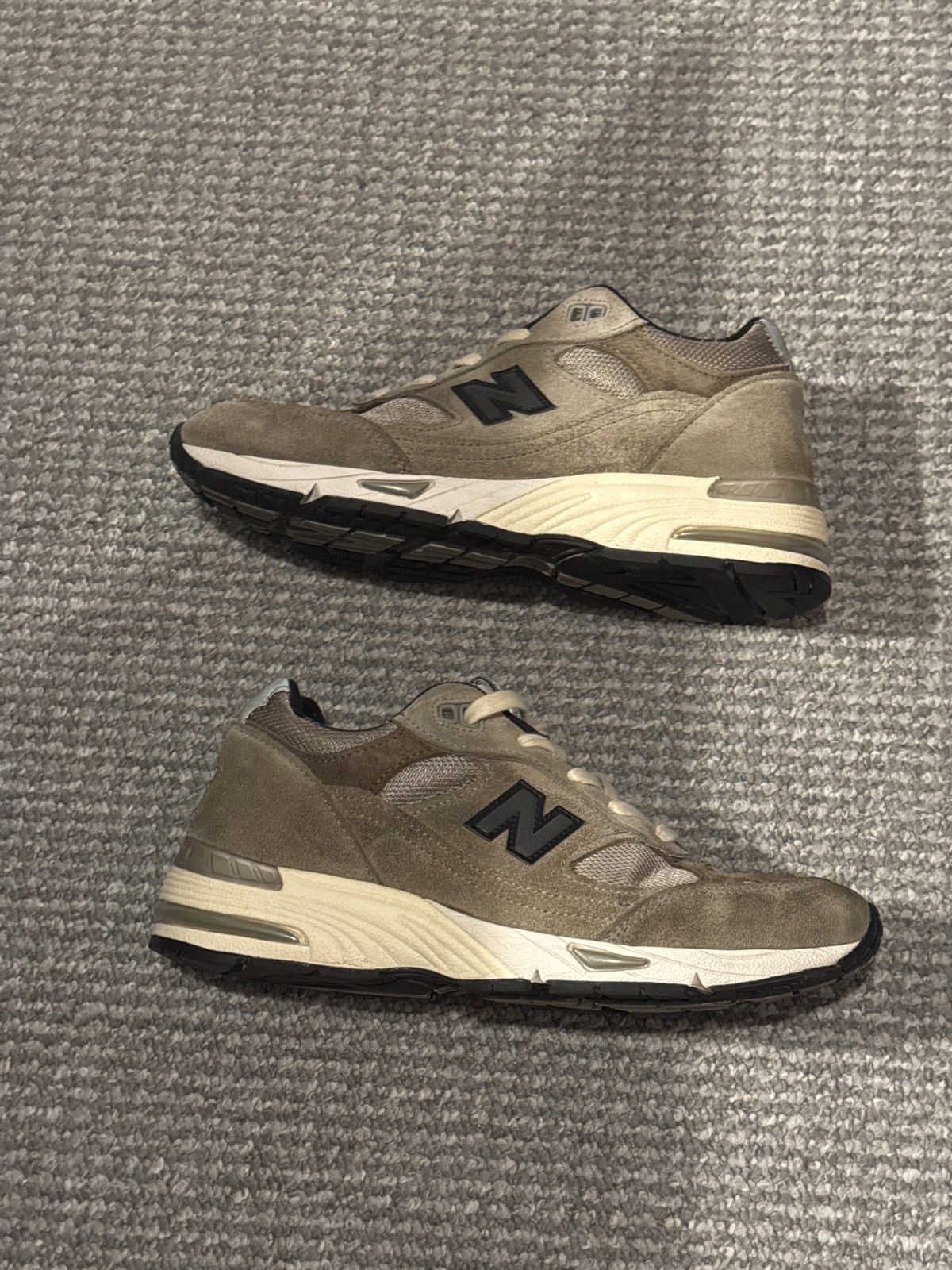 JJJJound × New Balance New Balance x JJJJound 991 Women’s Size US 7 Size US 7 / IT 37 - 2 Thumbnail