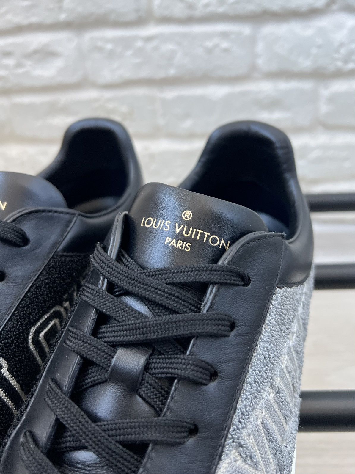 Louis Vuitton Louis Vuitton Black Leather Terry Logo Low Top Sneakers Size US 7 / EU 40 - 6 Thumbnail